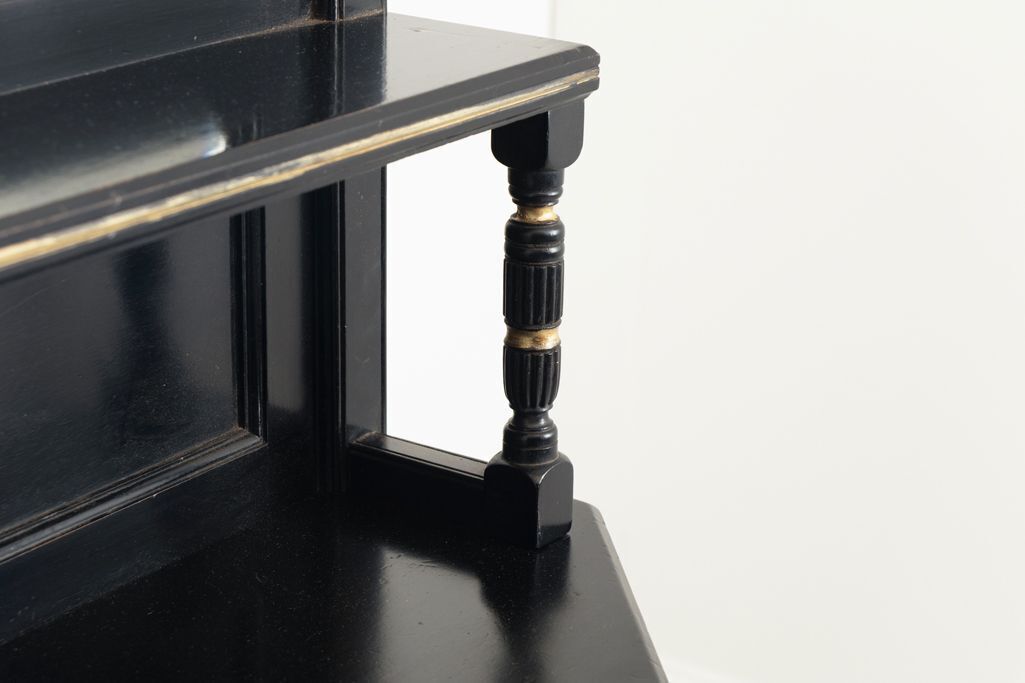 Aesthetic Movement Ebonised Cabinet With Mirrored Back By Garnett & Sons, Warrington C.1890 photo vinterior