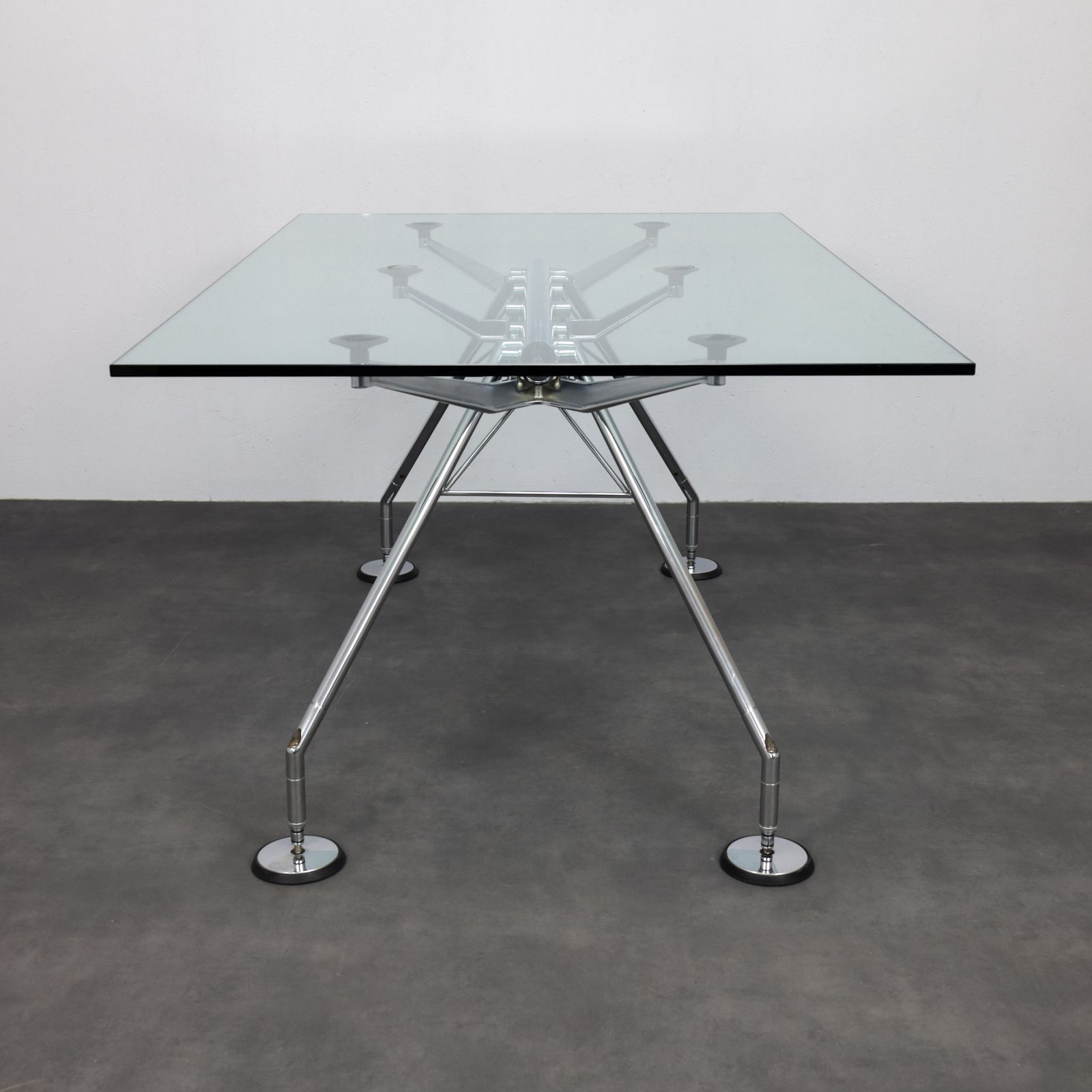 Nomos Table / Desk By Norman Foster For Tecno, Italy photo furniture
