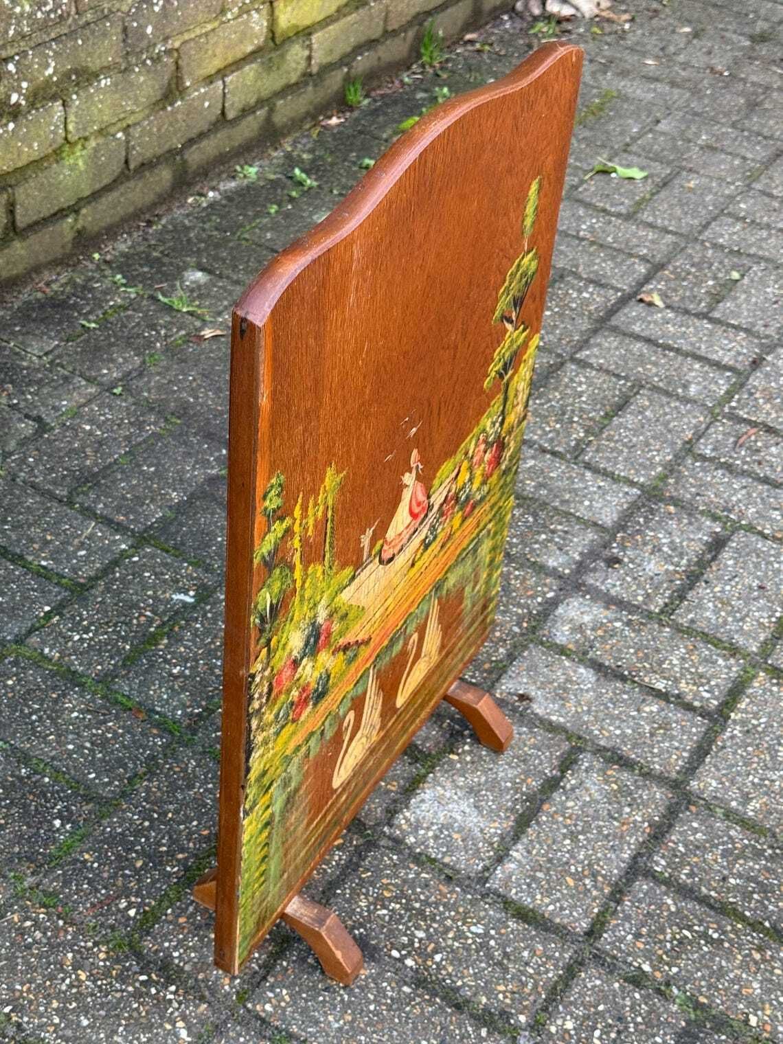 photo vintage Vintage 1940s Hand Painted Wooden Firescreen With Romantic Garden Scene, Fire Guard