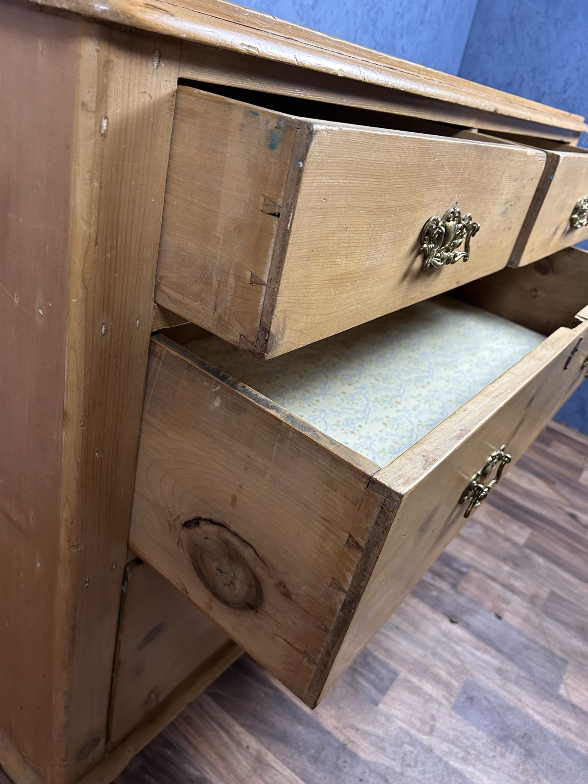 Furniture Antique Early Victorian Pine Chest Of Drawers Large photo