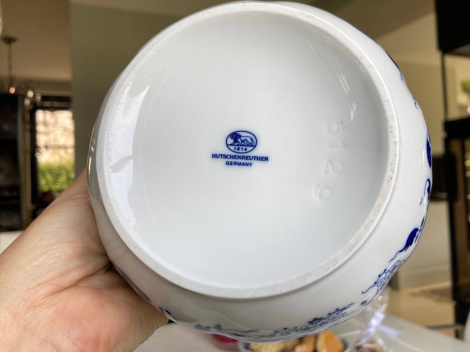 Blue Onion Jar Hutschenreuther | Lidded Porcelain Bowl Zwiebelmuster photo buy
