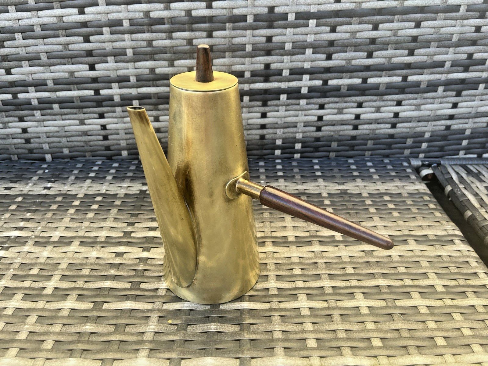 Mid Century Modern Italian Designer Brass Teak Coffee Pot Italy Cafe Bar Display