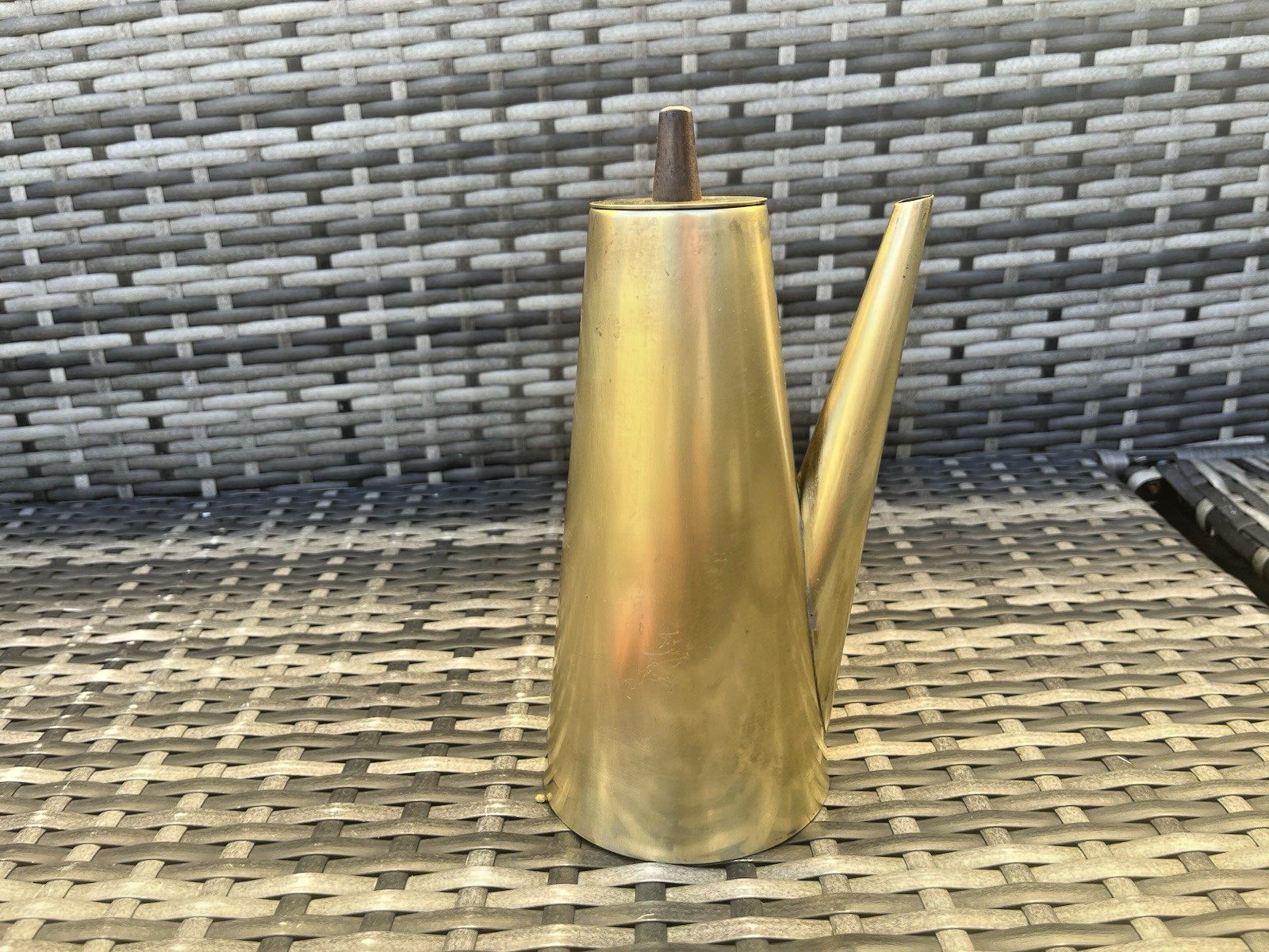 Mid Century Modern Italian Designer Brass Teak Coffee Pot Italy Cafe Bar Display photo vintage