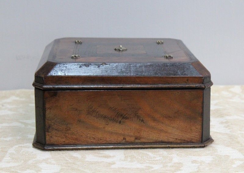 Napoleon III Jewelery Box photo furniture