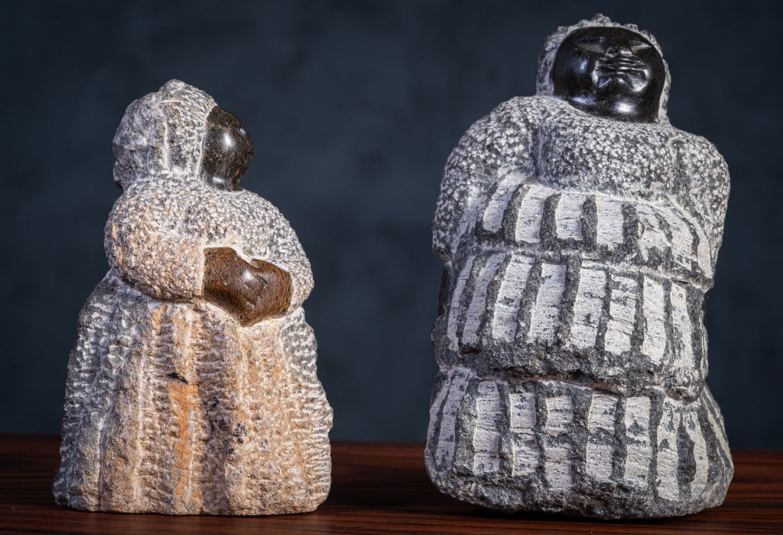 Colleen Madamombe, Strength Of Womanhood Sculpture, Jaren 1970, Graniet photo vinterior