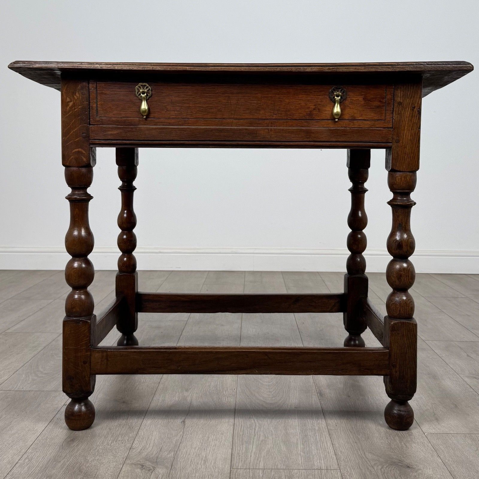 Antique 18th Century Georgian Bobbin Turned Side Table In Oak ( Af 5234 )