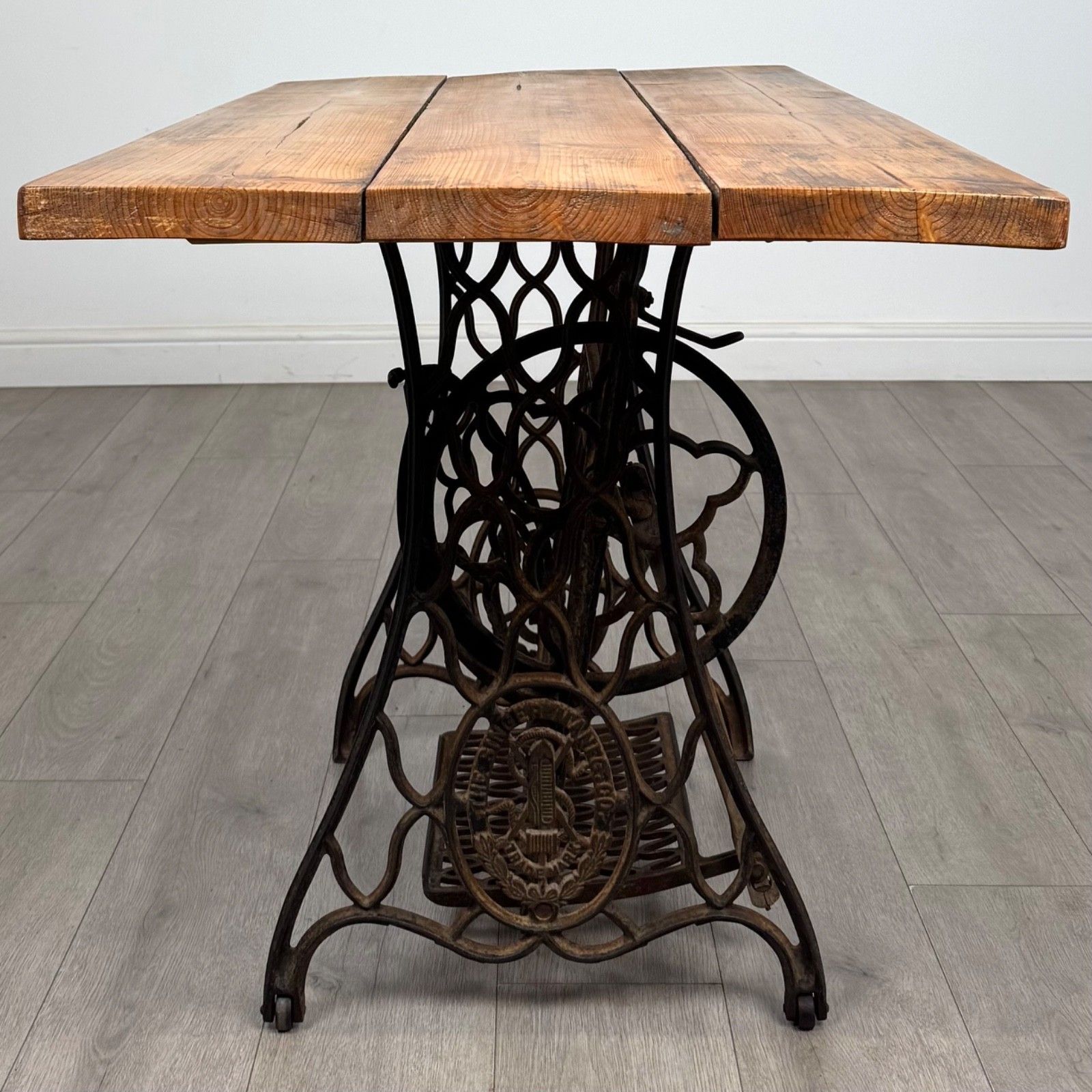 Vintage 20th Century Cast Iron Table Of Good Quality ( Af 5285 ) photo for sale