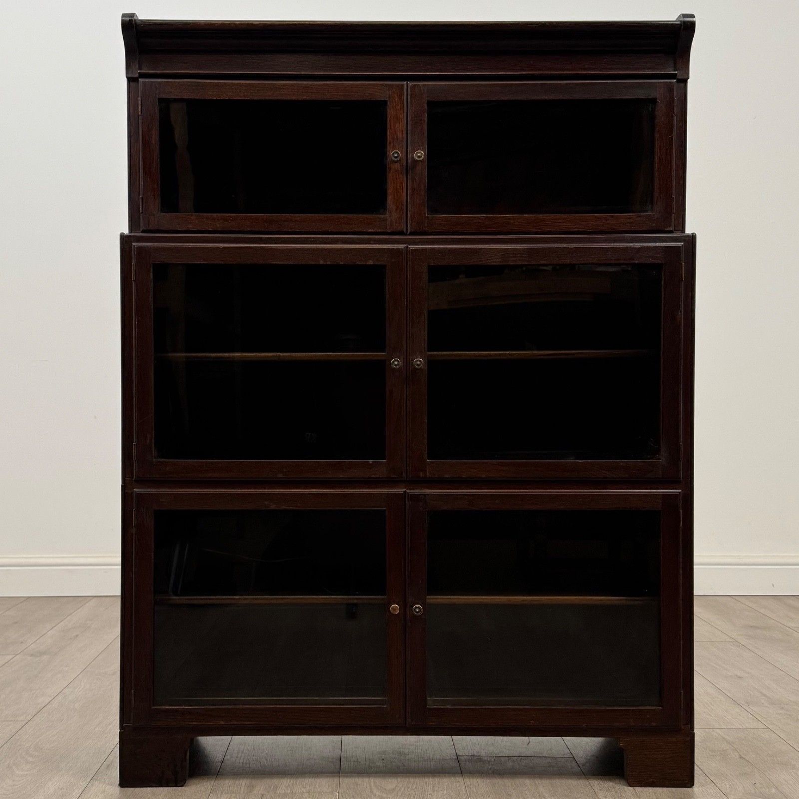 Antique 20th Century Oak Display Cabinet Of Fine Quality ( Af 5274 )