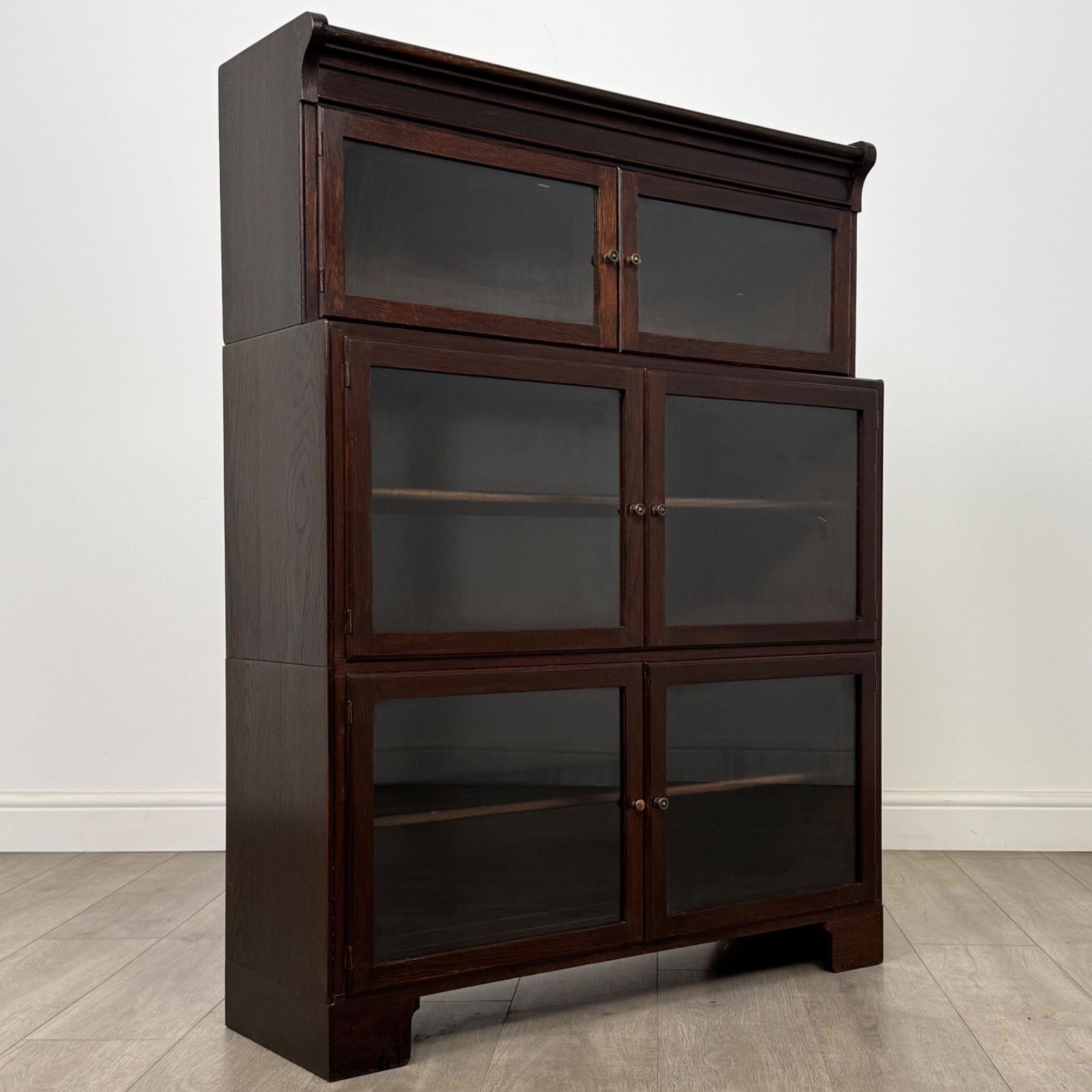 photo furniture Antique 20th Century Oak Display Cabinet Of Fine Quality ( Af 5274 )