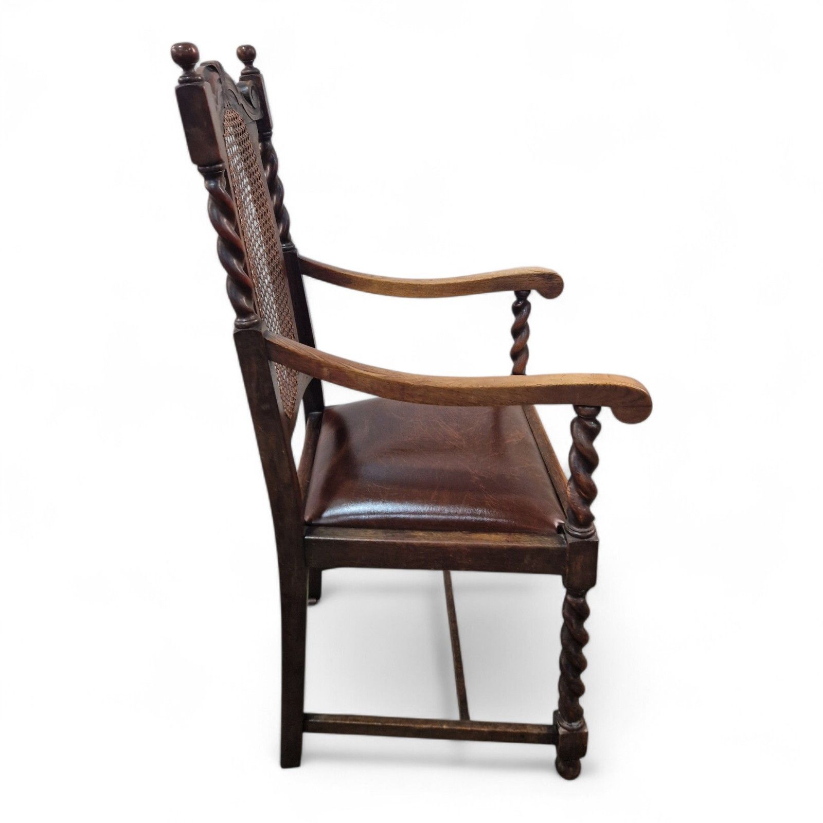 photo vinterior Antique Carved Oak Barley Spiral Twist Carver Chair Carved Farmhouse Armchair