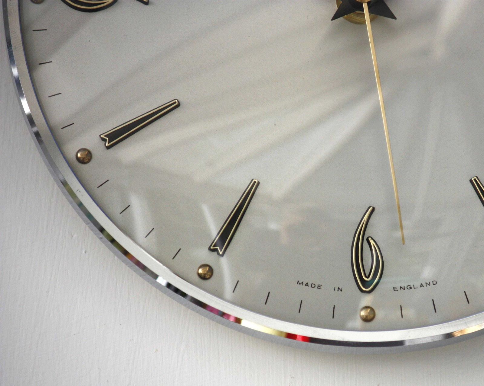 Metamec Wall Clock   Vintage 20cm Retro Atomic Era Mid Century Style Clock Gift Off The Wall Clocks photo Home Decor