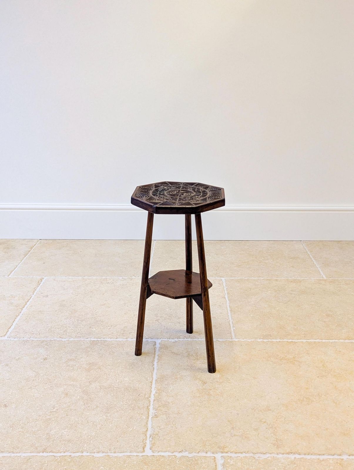 photo furniture Antique Early 20th Century Carved Oak Tripod Occasional Table