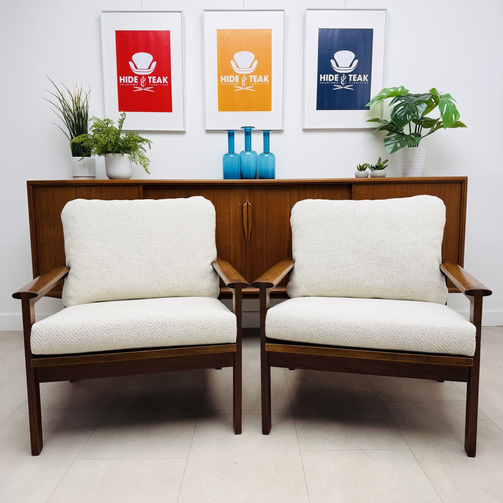 Danish Armchairs By Illum Wikkelsø photo vinterior