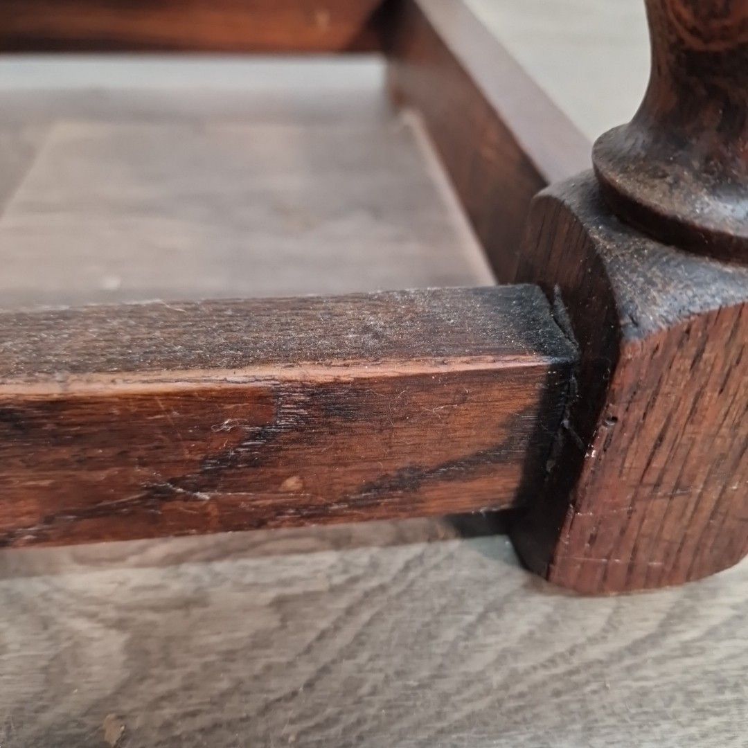 photo furniture Antique Low Oak Chair Stool Jacobean Revival Arts & Crafts Leather Fireside Seat