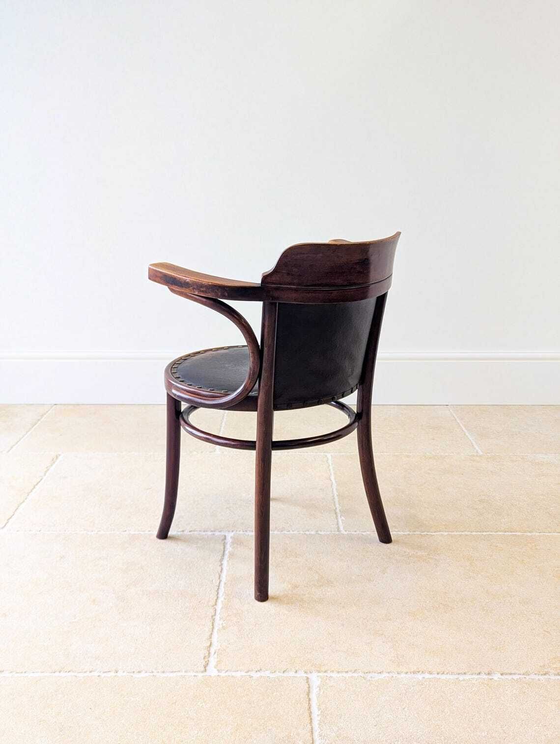 photo vinterior Antique Edwardian Thonet Bentwood Café Armchair C.1910