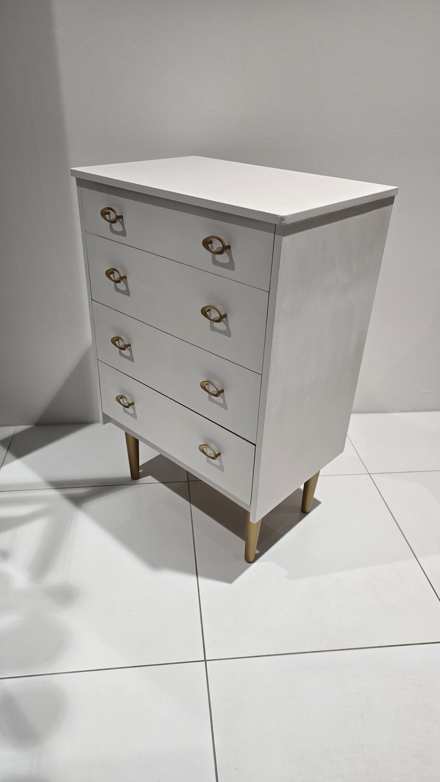 199.0 Rococo White Chest Of Drawers. 4 Drawers photo