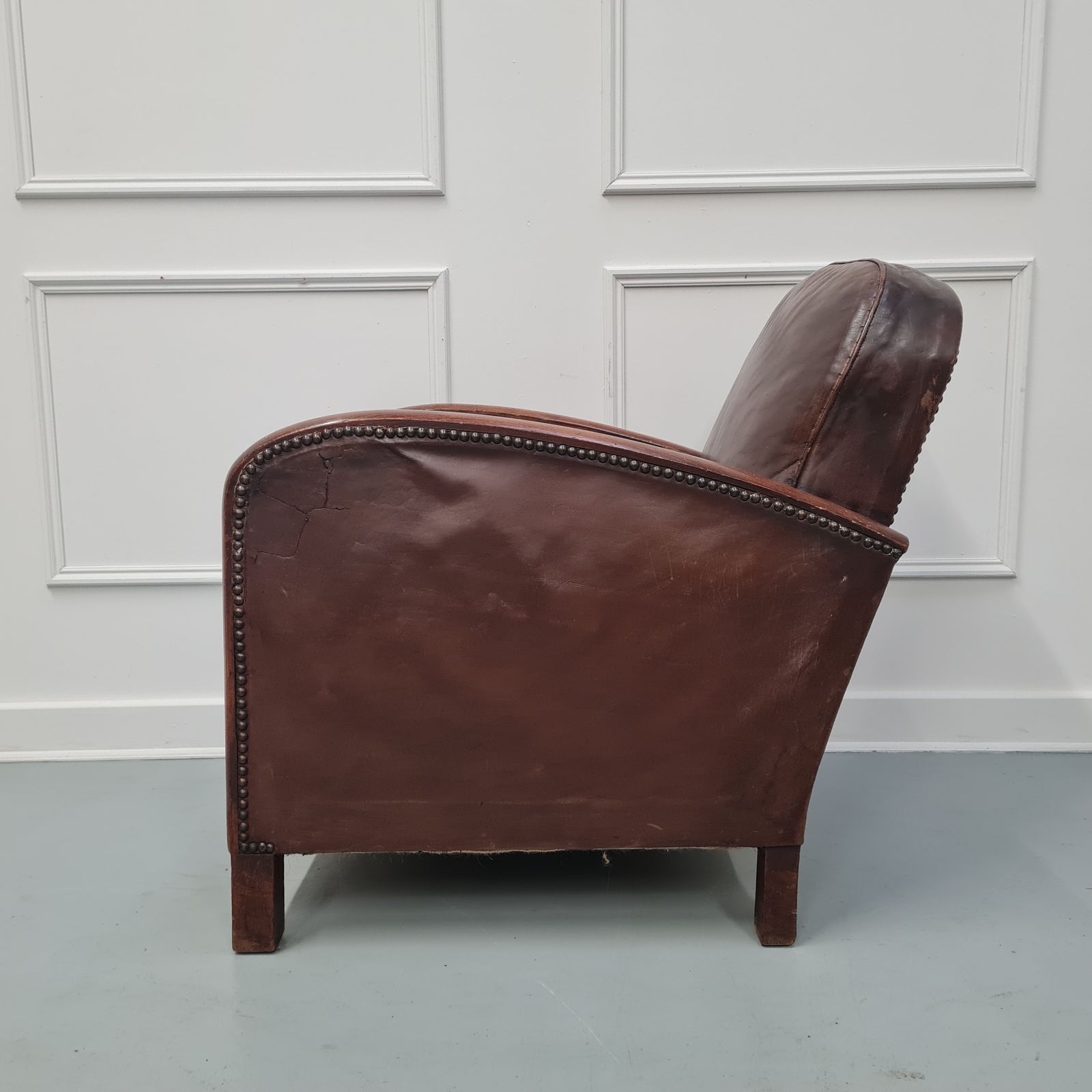 Great French Leather Club Chair C1930 Free Delivery England/Wales photo vintage
