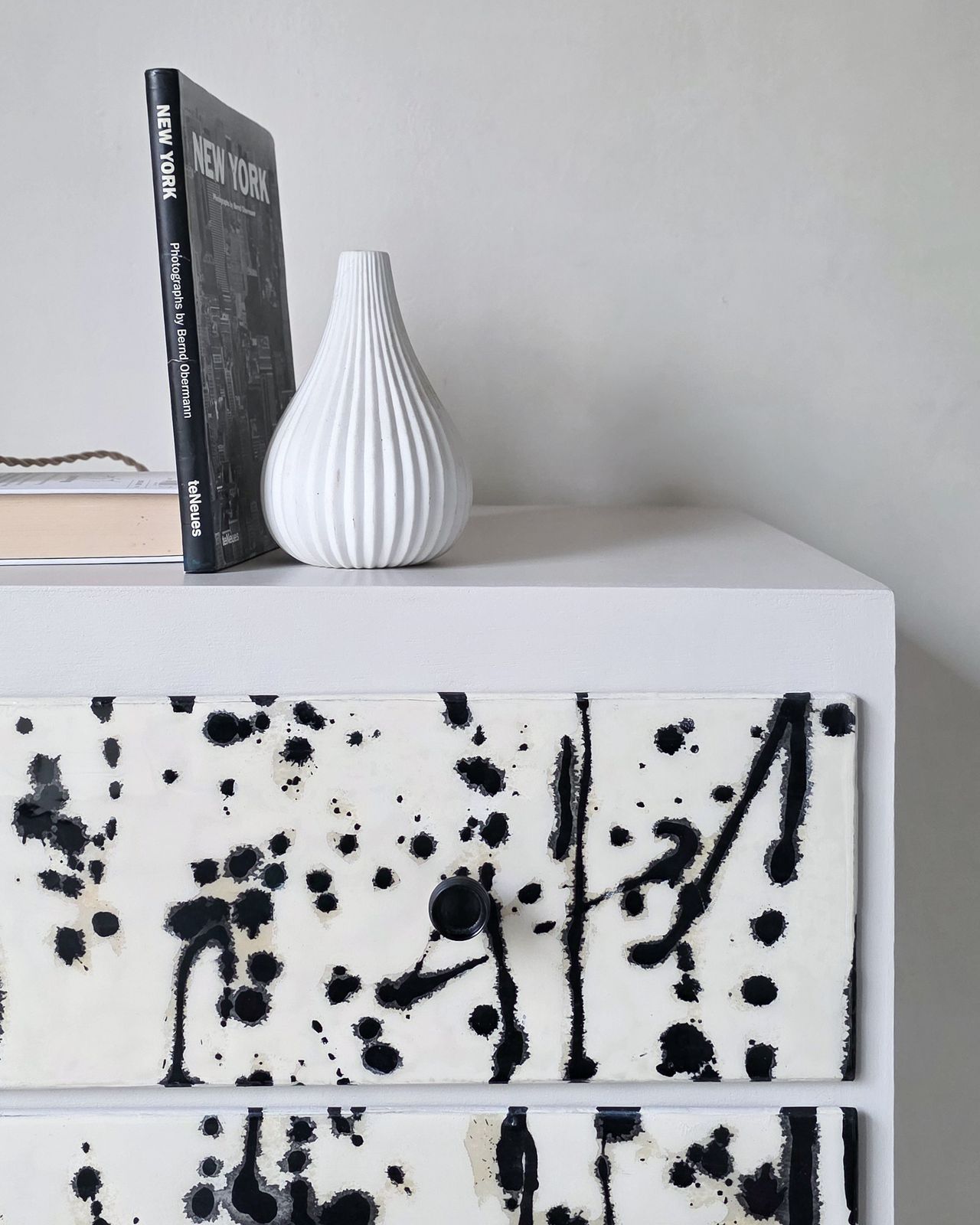 Abstract Mid Century Resin Chest Of Drawers photo 795.0
