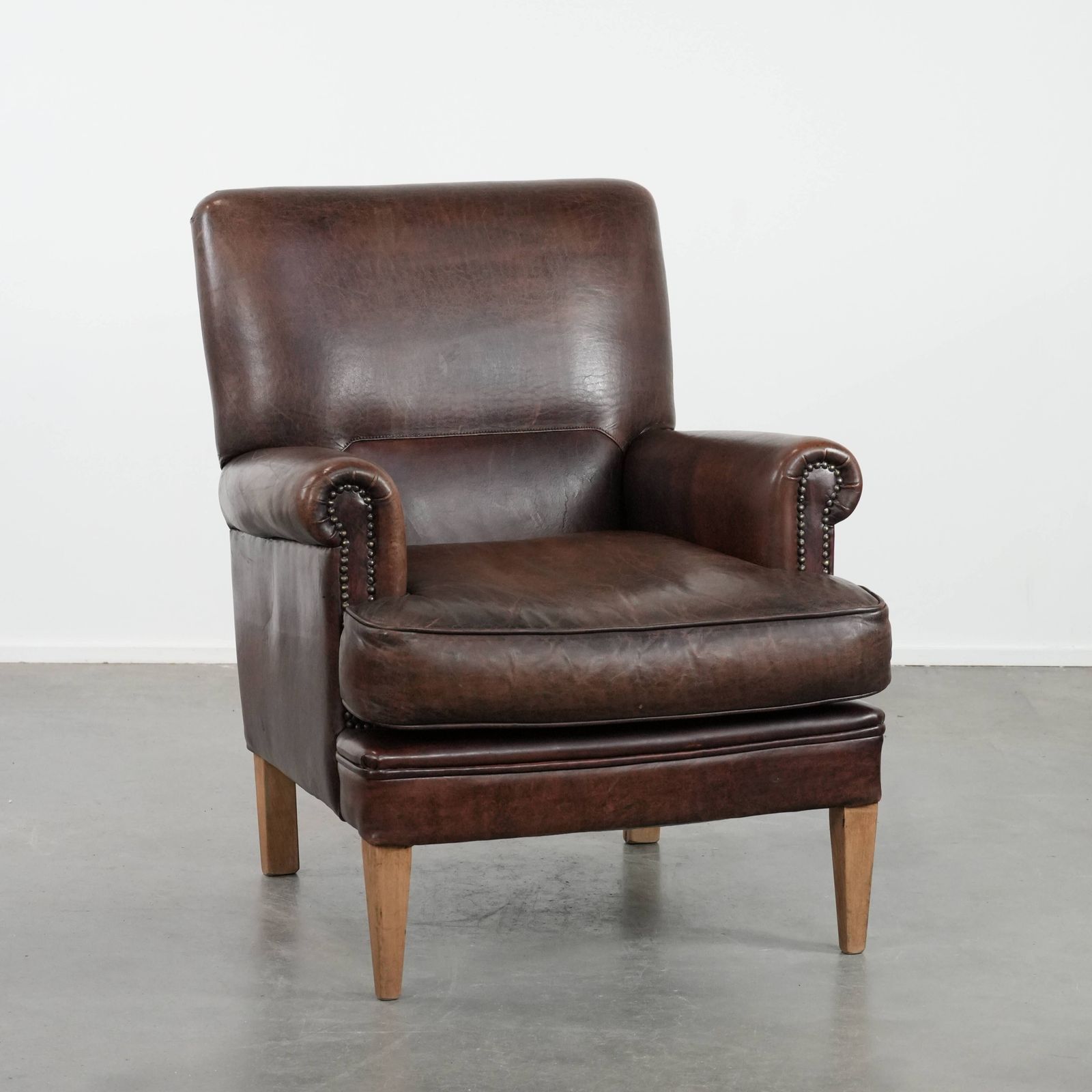 Characterful Sheepskin Armchair With A Beautiful Deep Color