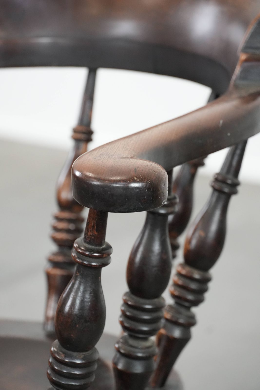 474.0 Antique English Captain's Chair/ Side Chair/ Desk Chair From The Early 19th Century photo