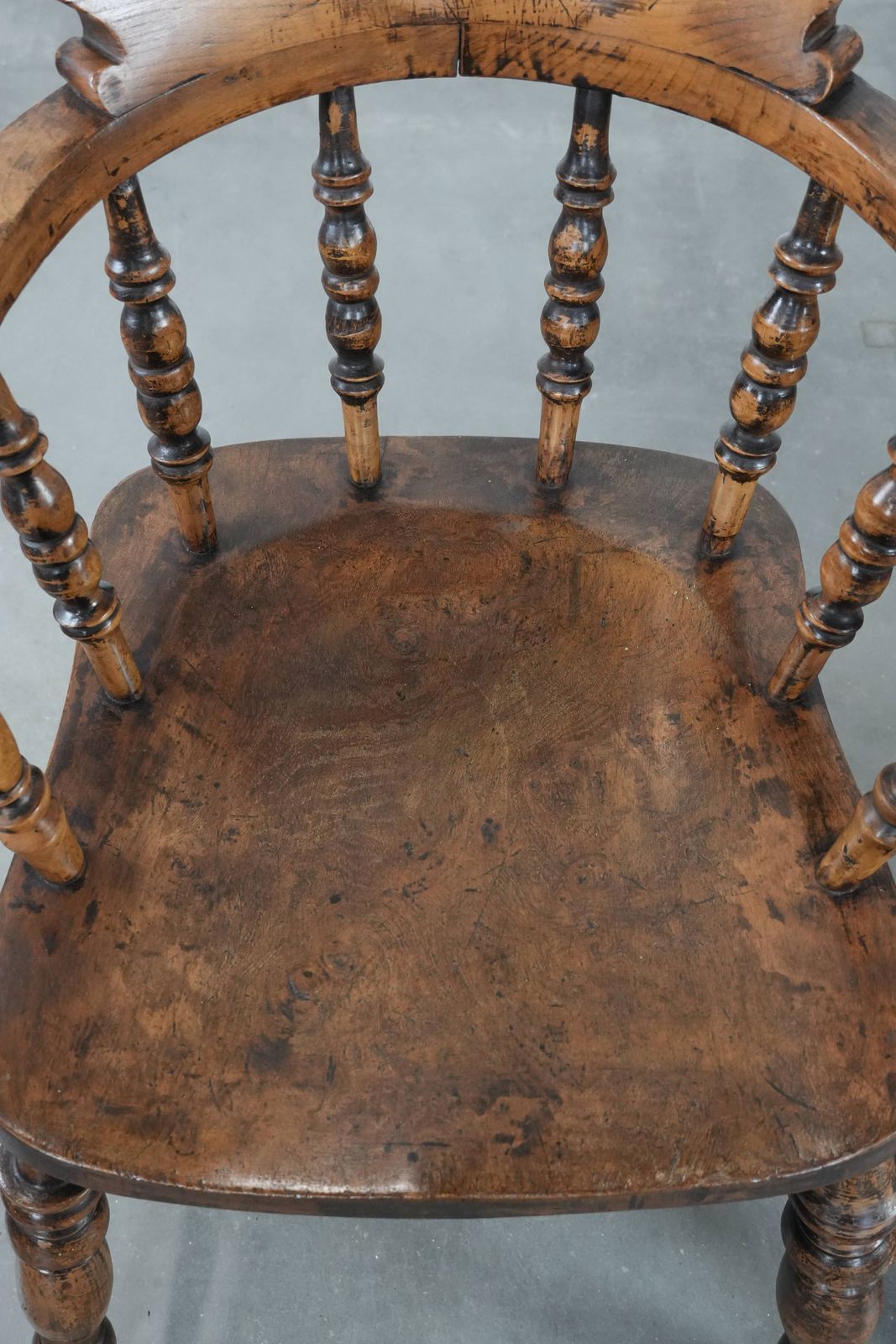 Set Van 2 Antieke Engelse Captain Chairs / Stoelen / Bureaustoelen Uit Het Begin Van De 19e Eeuw photo 957.0