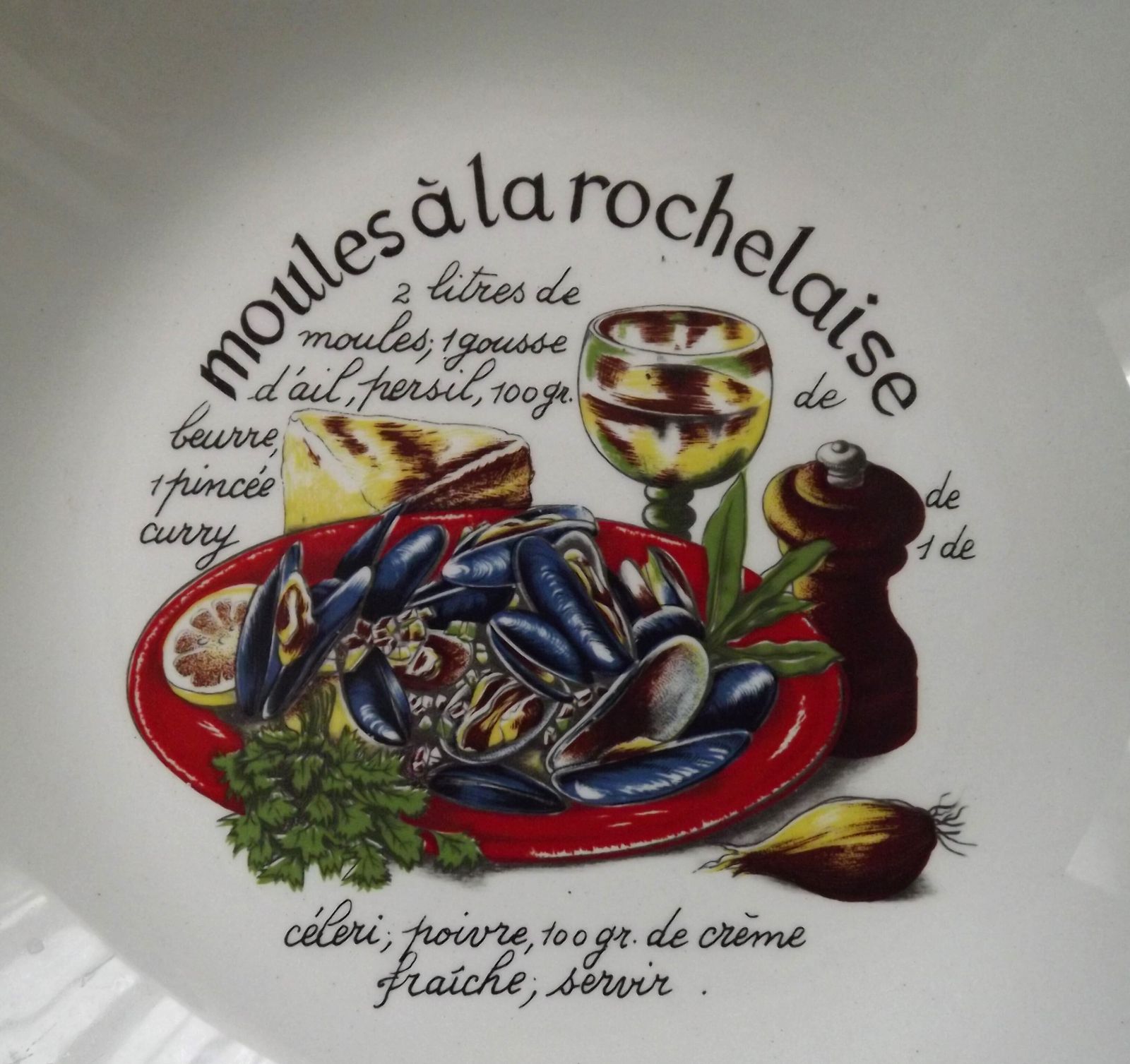 photo furniture Set Of 6 Moulin Des Loups France Ceramic Mussels Bowls & Large Server Dish