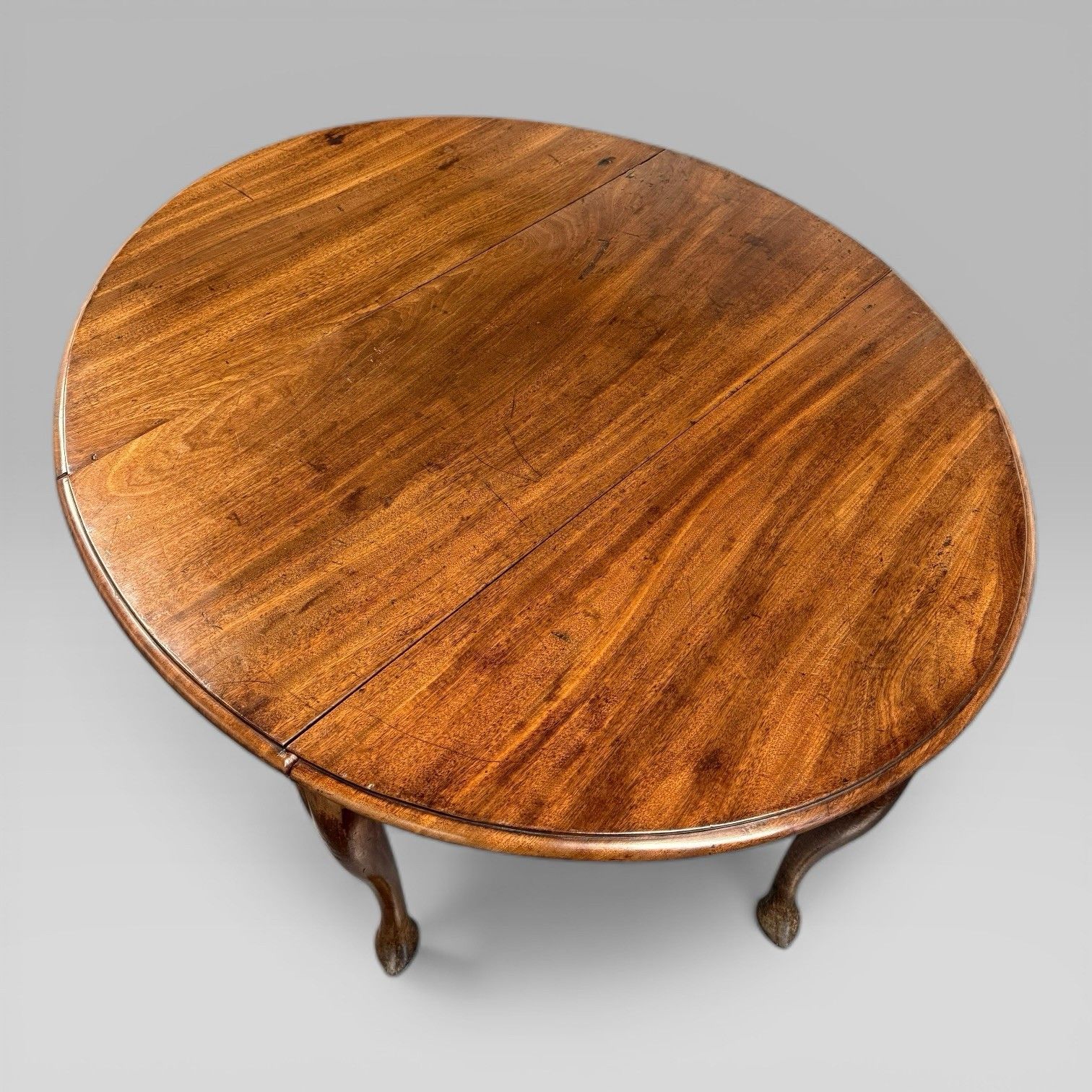 photo for sale Antique George II Mahogany Oval Drop Leaf Dining Table (Georgian)