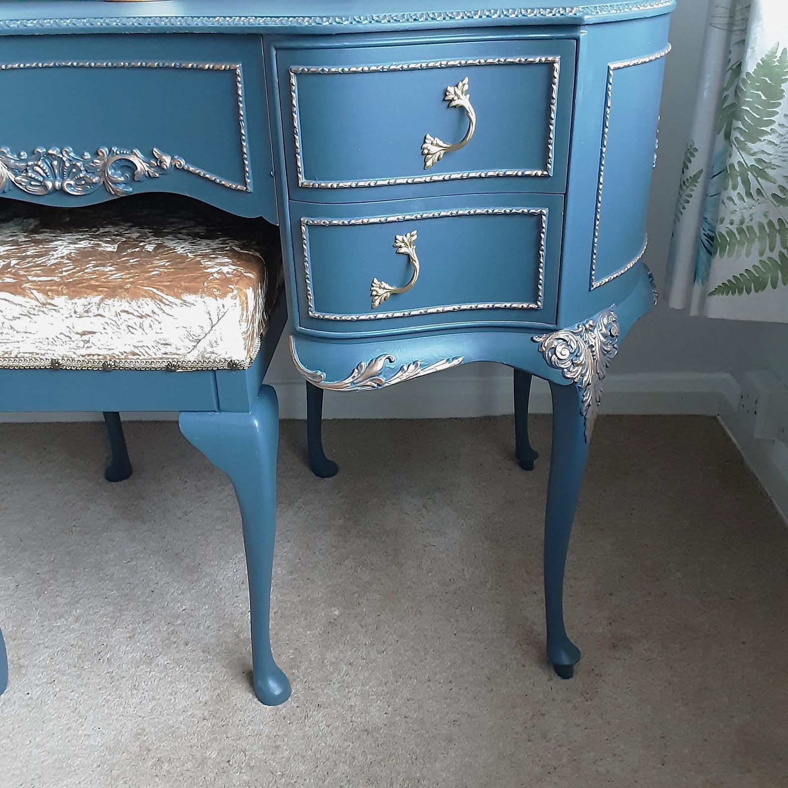 photo furniture Olympus Vintage French Louis Style Antoinette Dressing Table With Mirrors And Stool