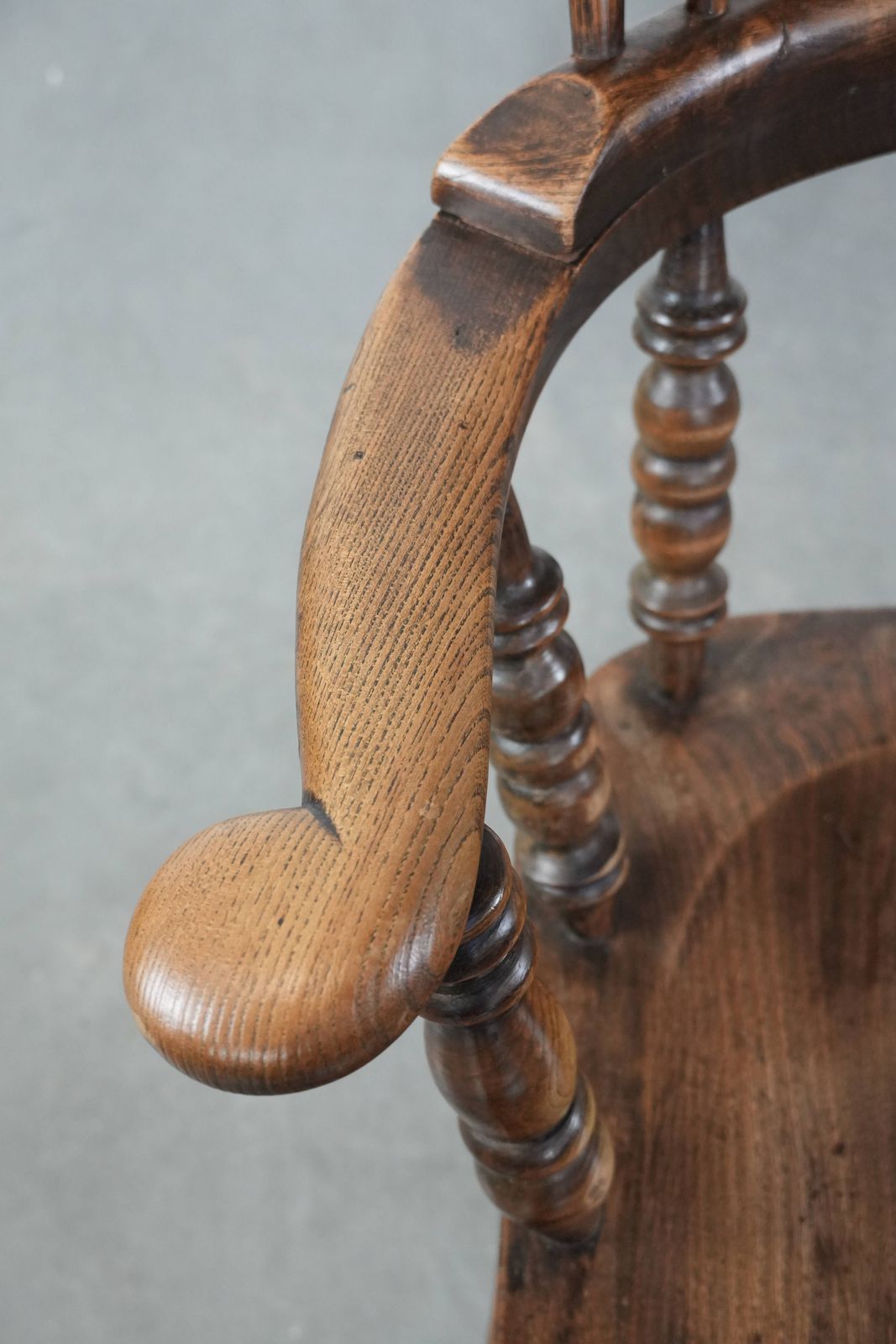 Antique English Highback Windsor Chair From The 18th Century With A Beautiful Color Scheme photo buy