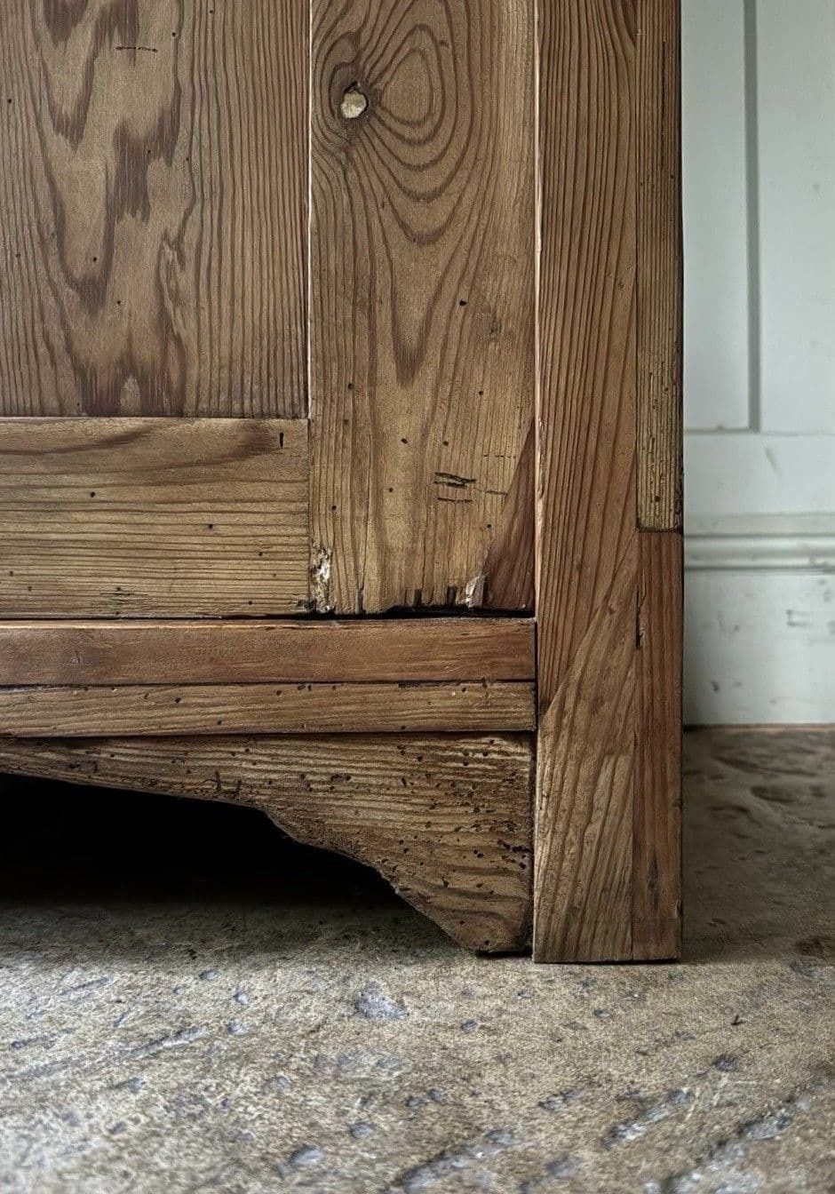 photo furniture Antique Early 1900’s Solid Pine Sideboard Dresser Server Cupboard
