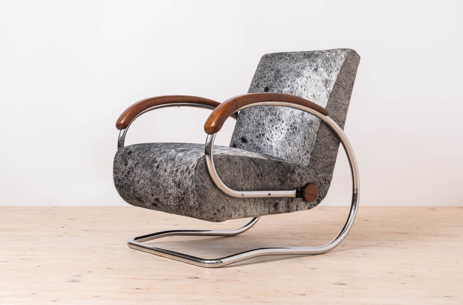 Iconic Armchair Model H221 Designed By Jindřich Halabala For Up Závody photo buy