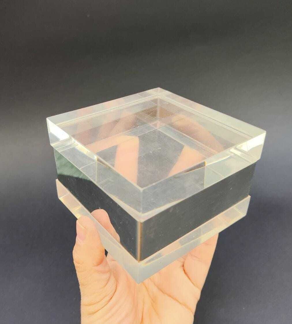 Vintage Lucite And Brass Box By Alessandro Albrizzi, Hollywood Regency Romeo Rega, 1970s photo vinterior