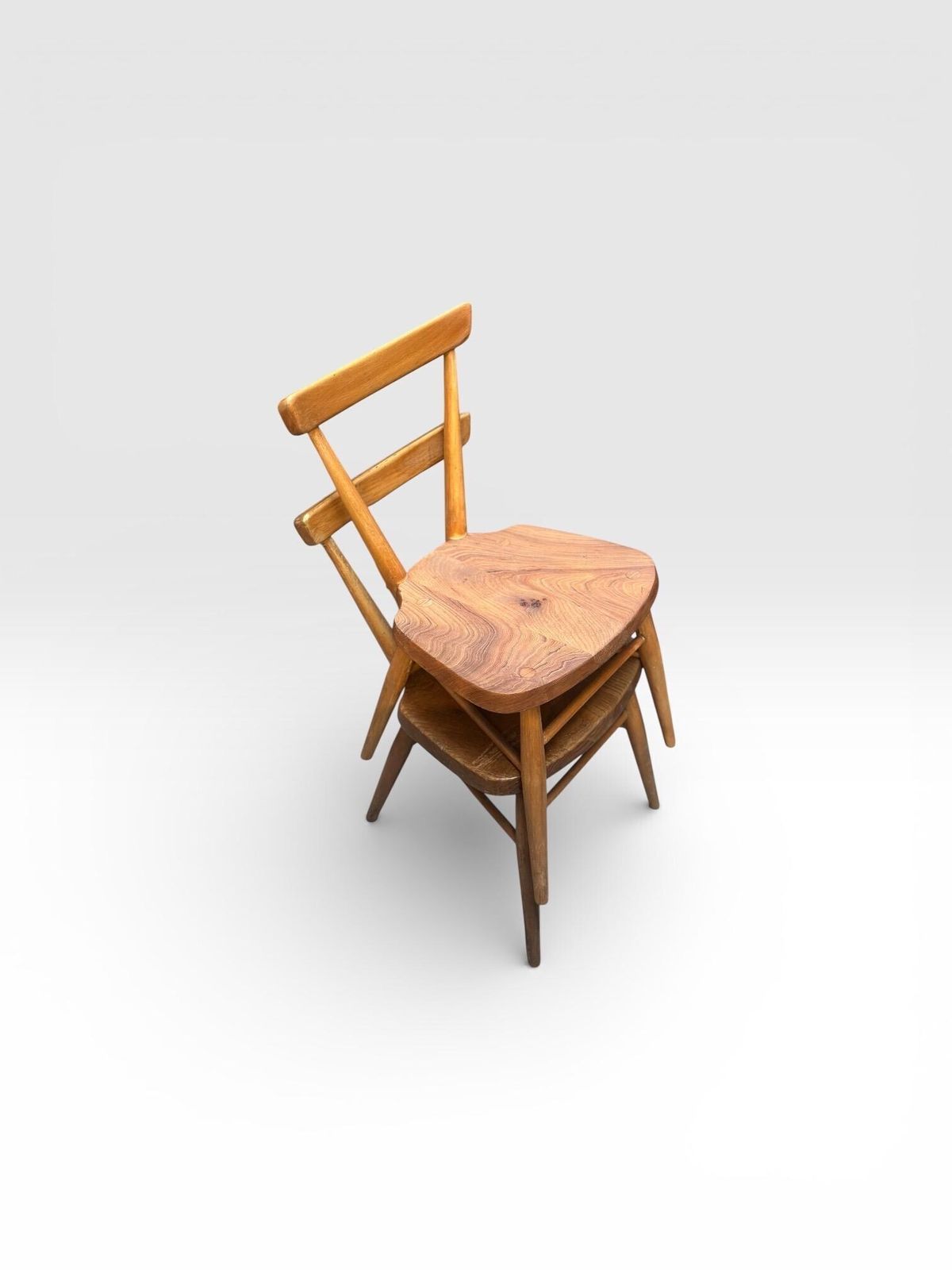 Set Of Four Early Ercol Children’s Chairs Model 392 – English Elm & Beech – C.1948–55 photo Furniture