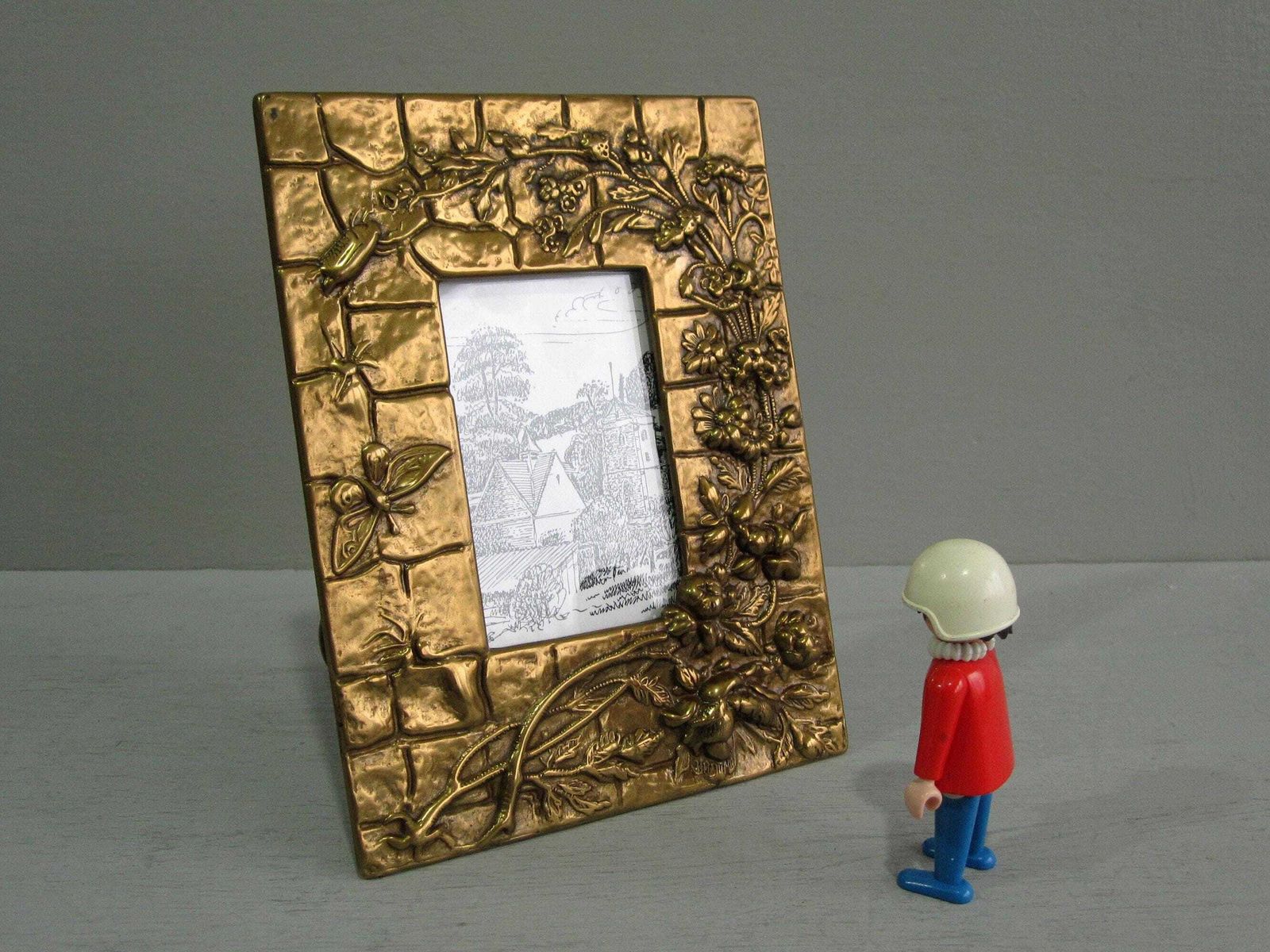 Art Nouveau Style Brass Picture Photo Frame