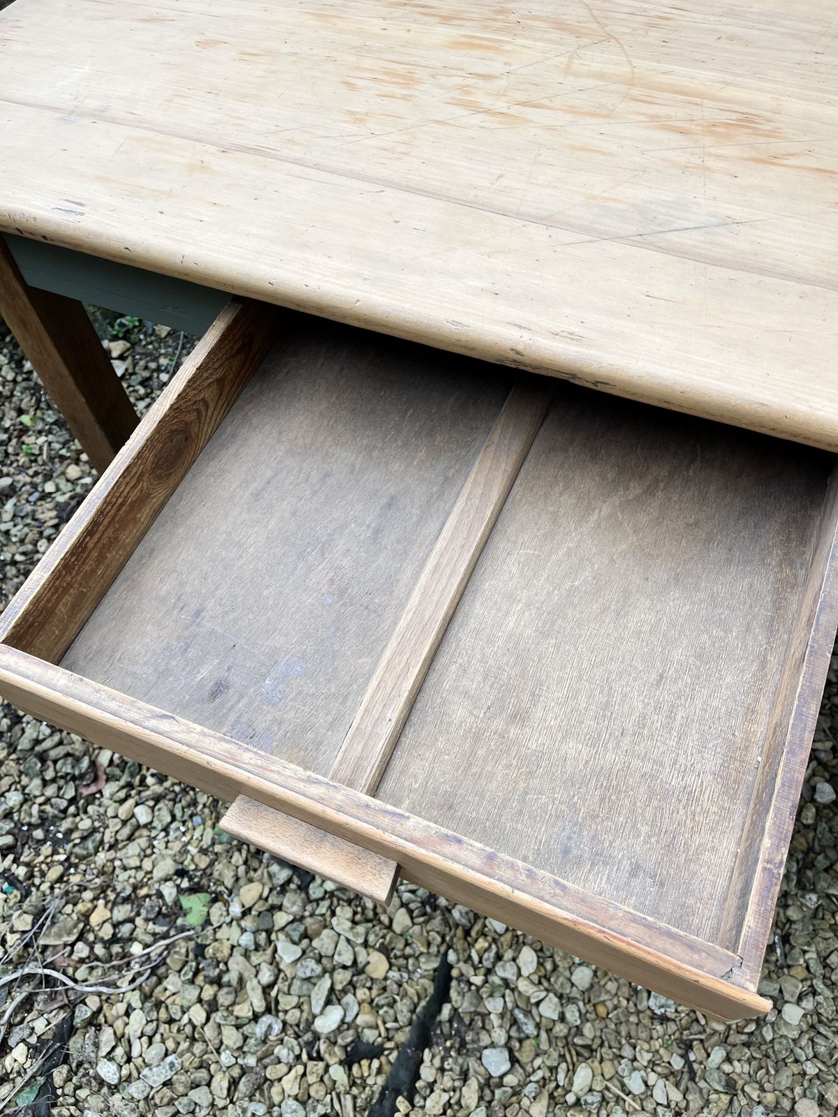 1930’s Oak And Beech Kitchen Table With Detachable Legs photo vinterior