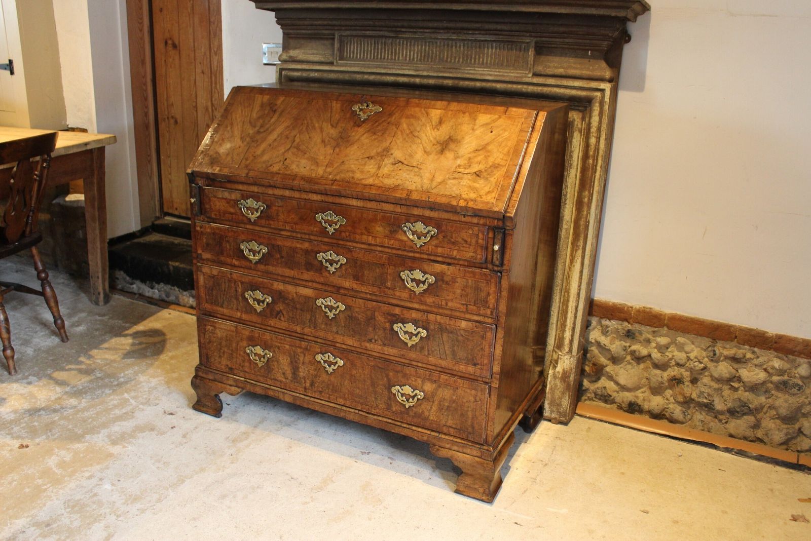 Bureau Outstanding George II Walnut C1740 photo 2250.0