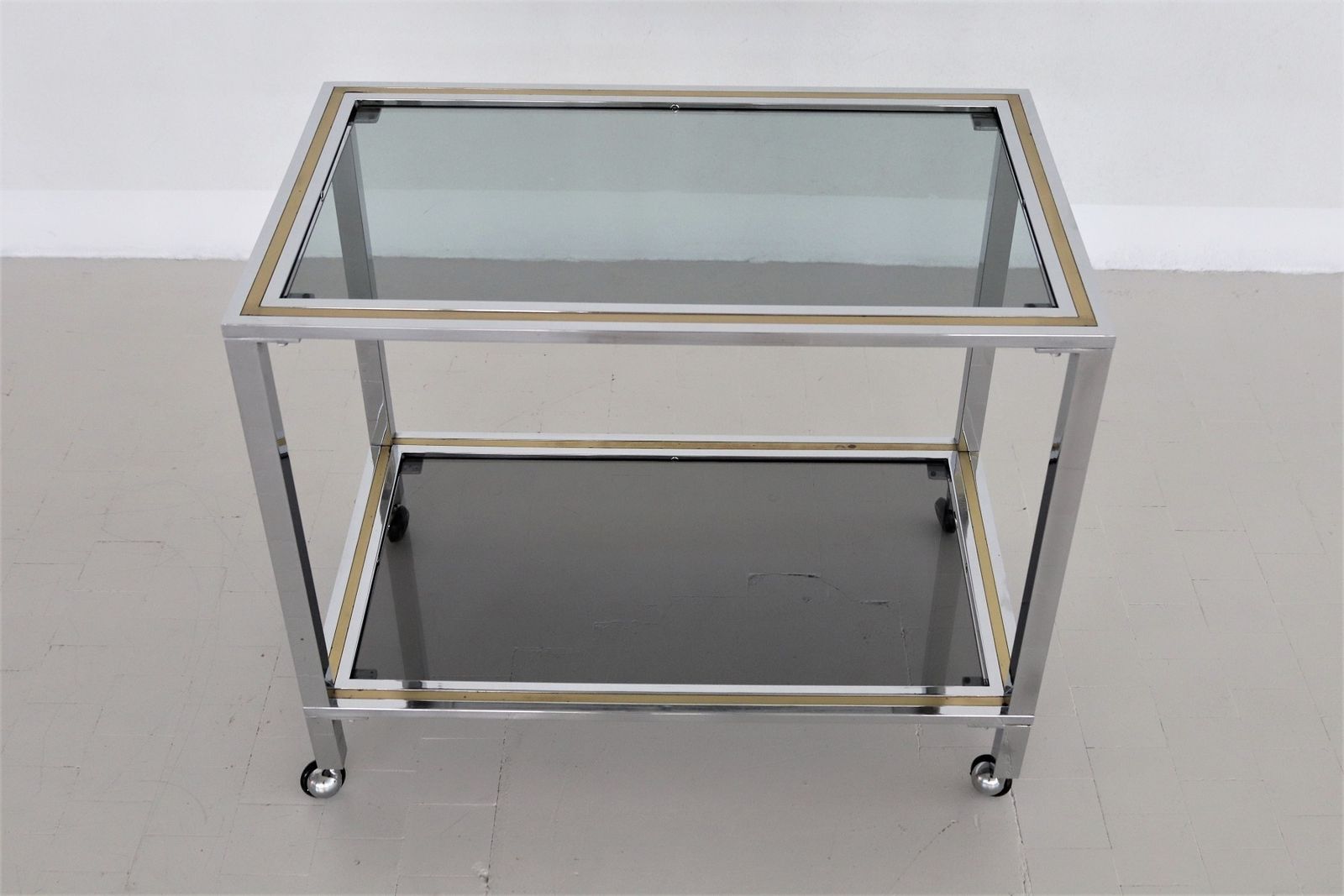 Italian Midcentury Bar Cart Or Trolley In Brass And Chrome, 1970s photo vinterior