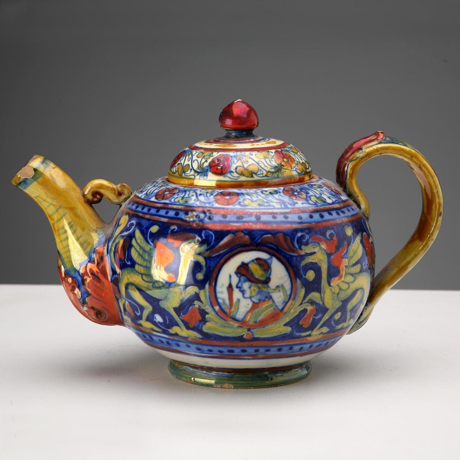 photo furniture Antique Teapot Gualdo Tadino Ceramic Italy XX Century