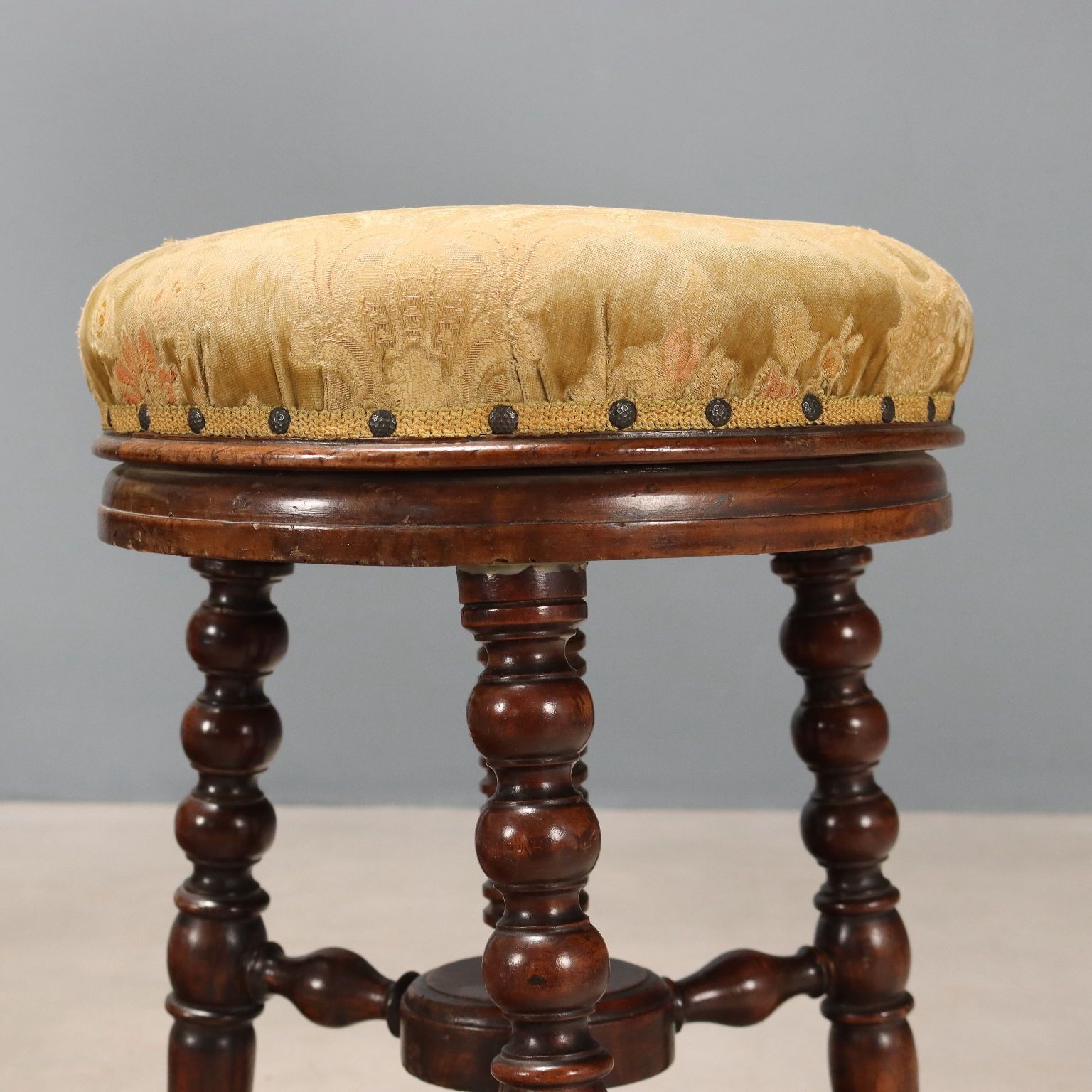 photo furniture Antique Armchair Set Walnut Fabric Italy XIX Century