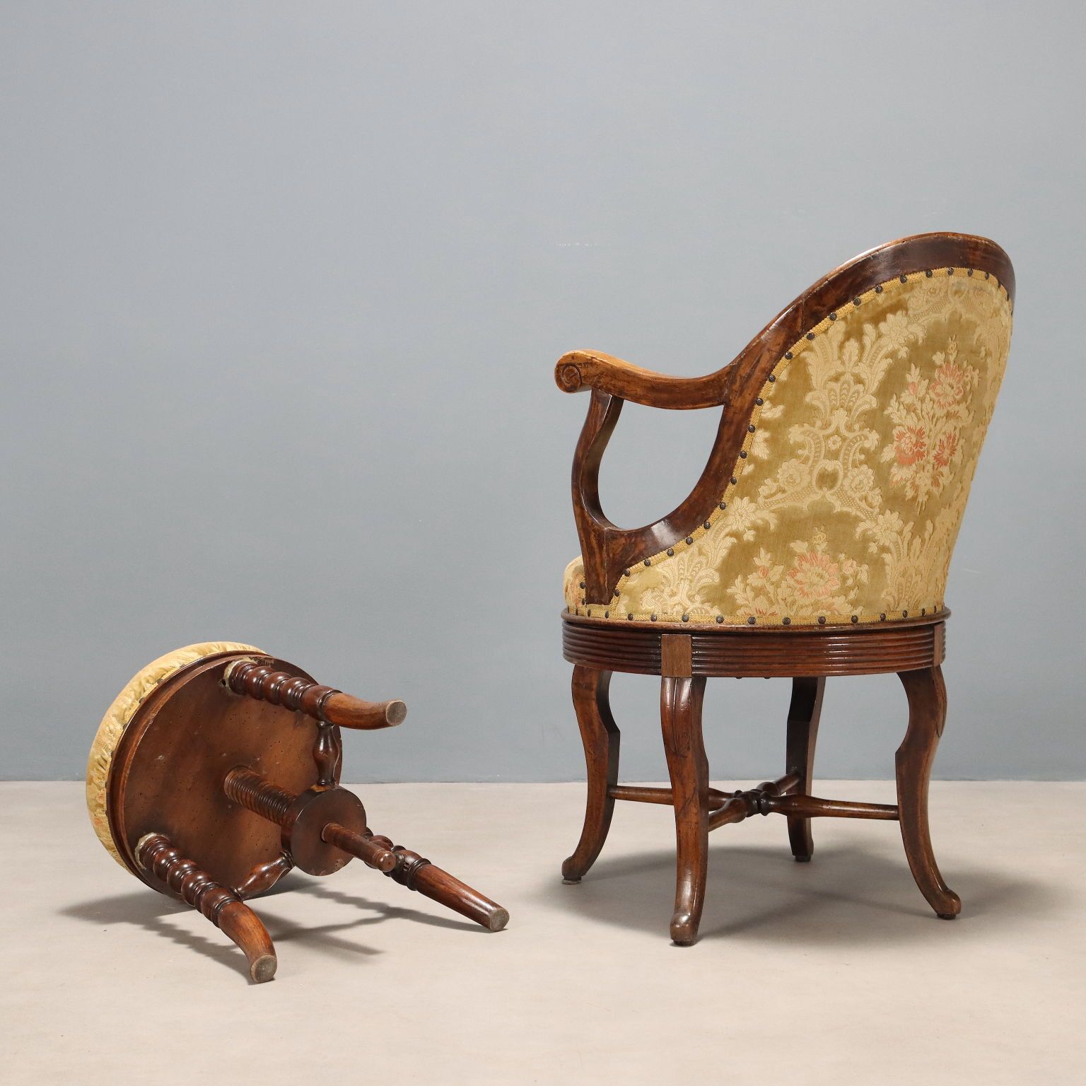 650.0 Antique Armchair Set Walnut Fabric Italy XIX Century photo
