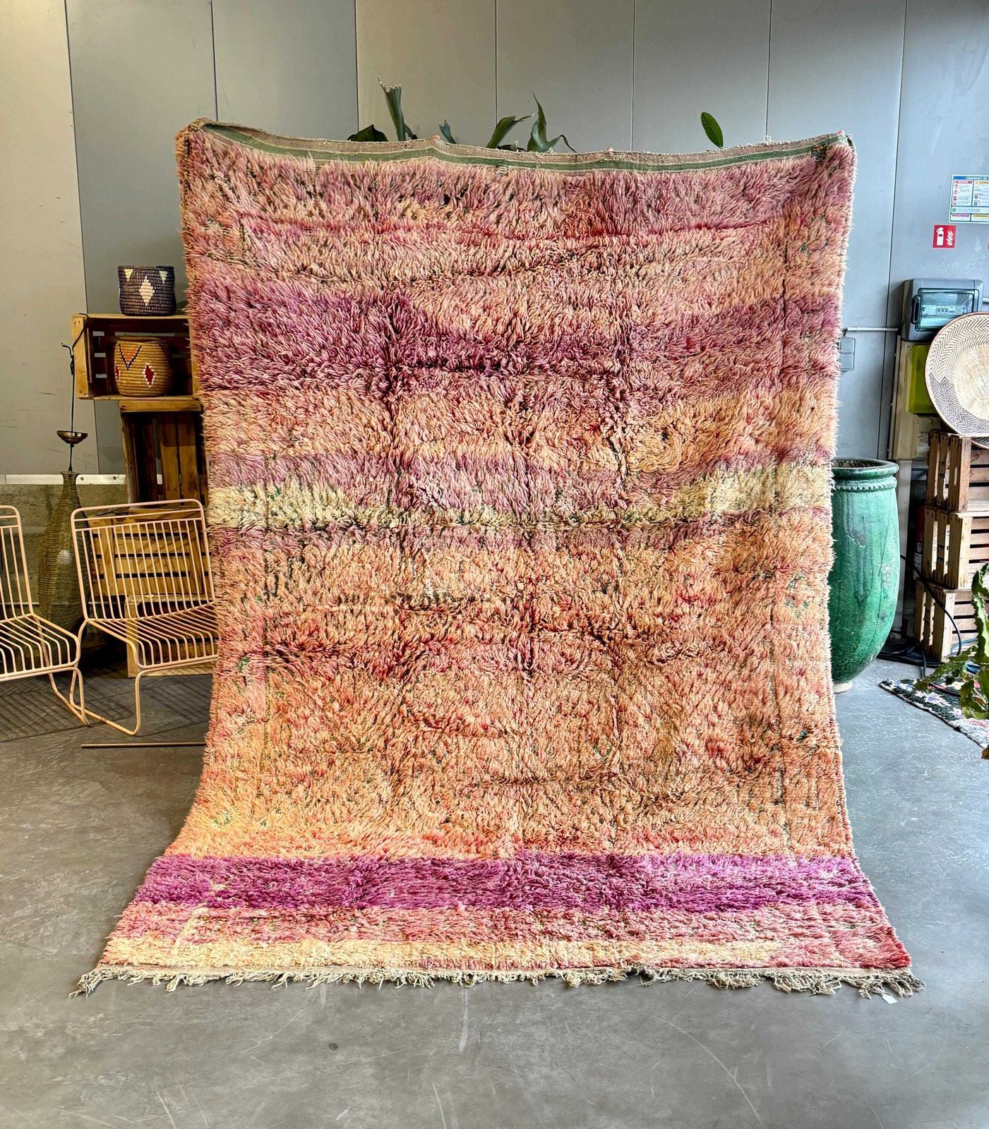 Mid Century Moroccan Berber Boujad Moroccan Rug 210x300 Cm – Handmade Berber Carpet – Authentic Atlas Rug photo furniture