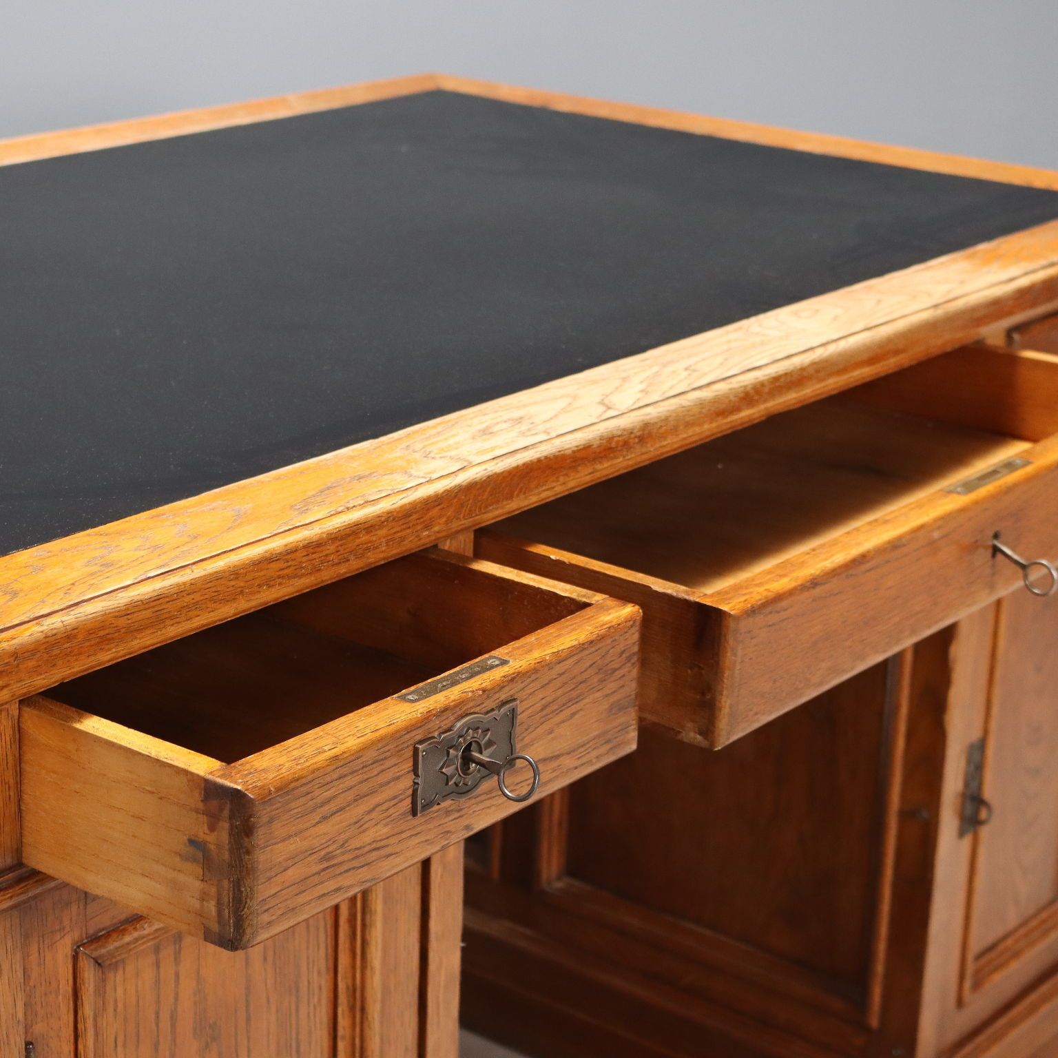 Antique Writing Desk Oak Italy XIX Century photo for sale