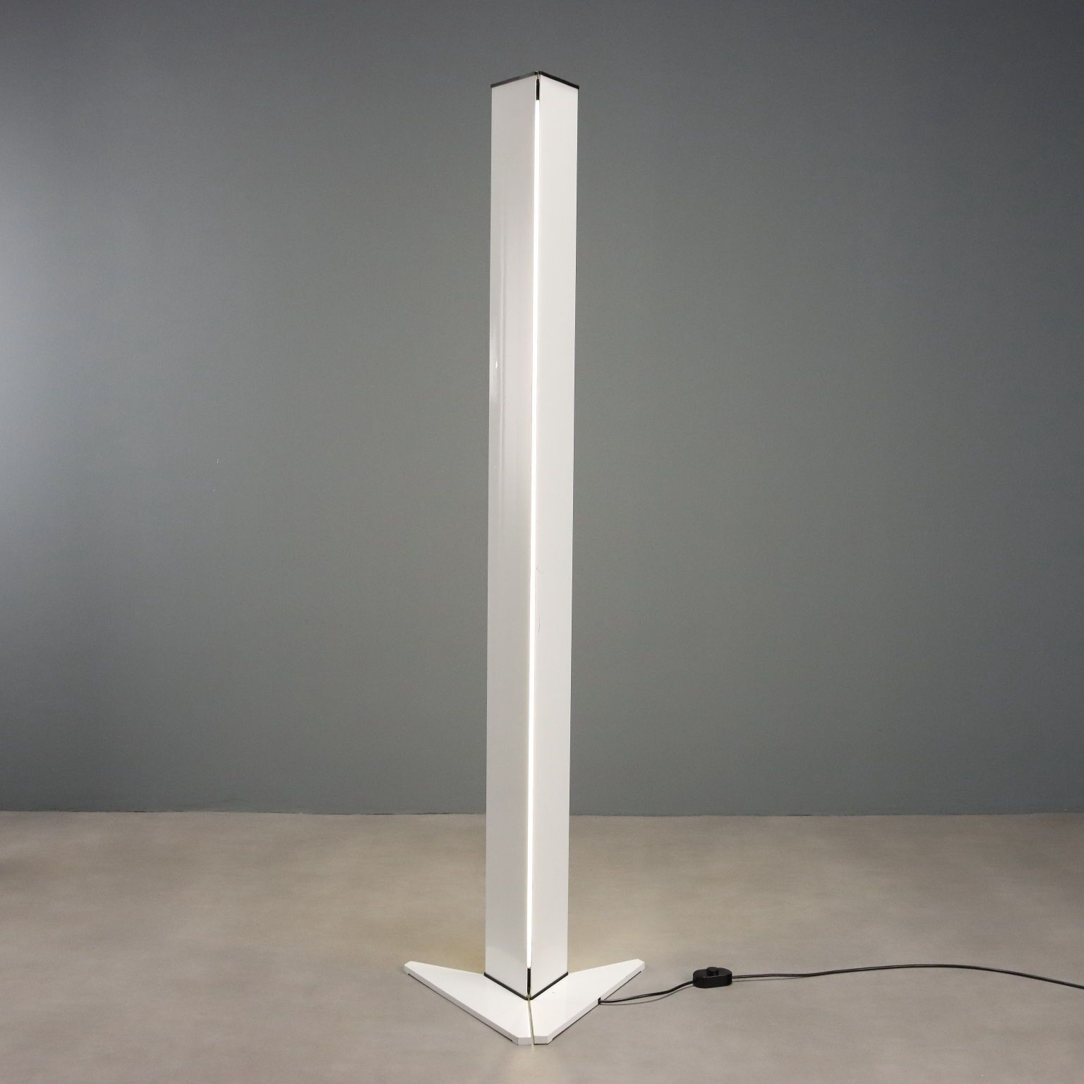 Flos Capricorno Lamp Vintage Design Afra & Tobia Scarpa 1970s photo Lighting