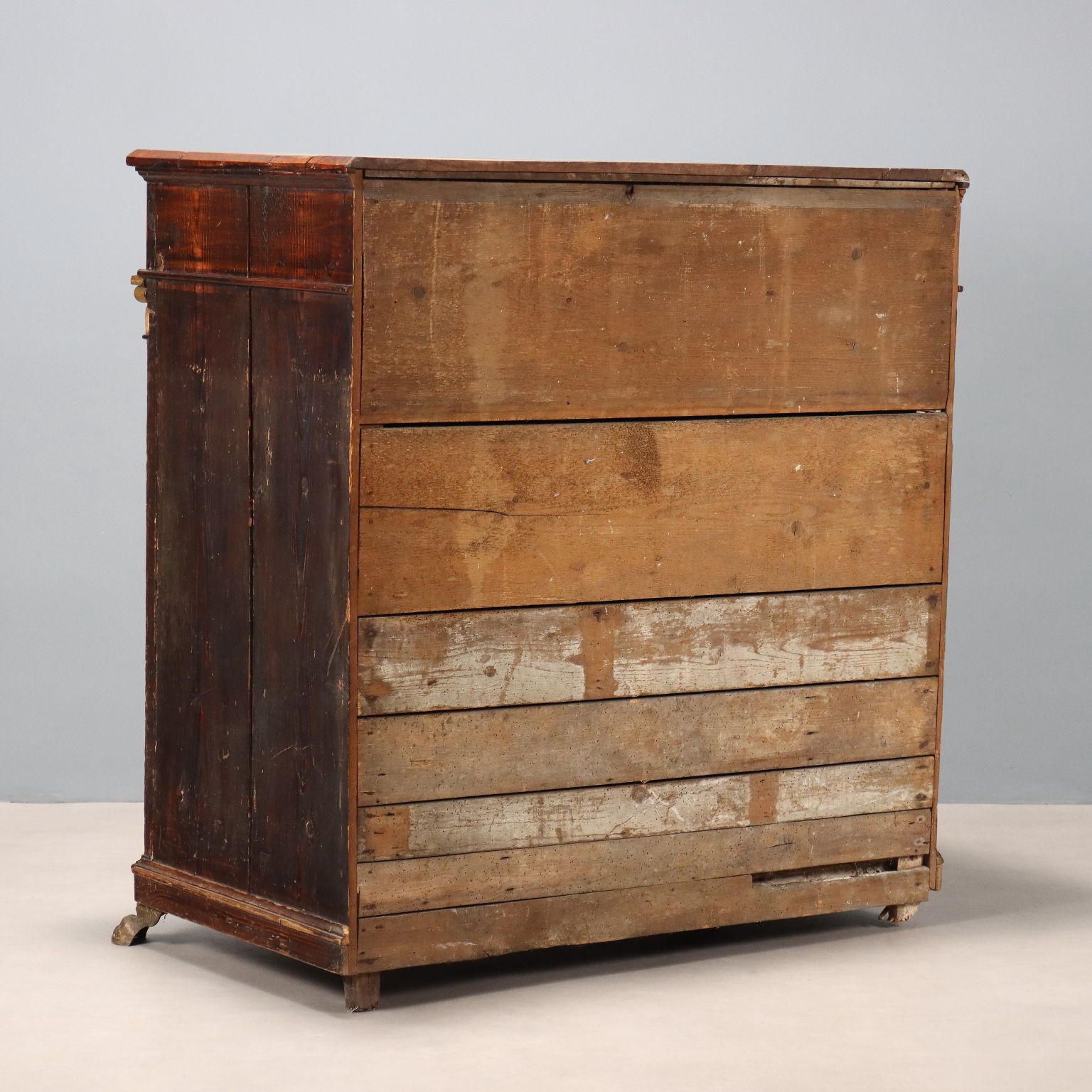 800.0 Antique Cupboard Walnut Fir Drawers Italy XVIII Century photo