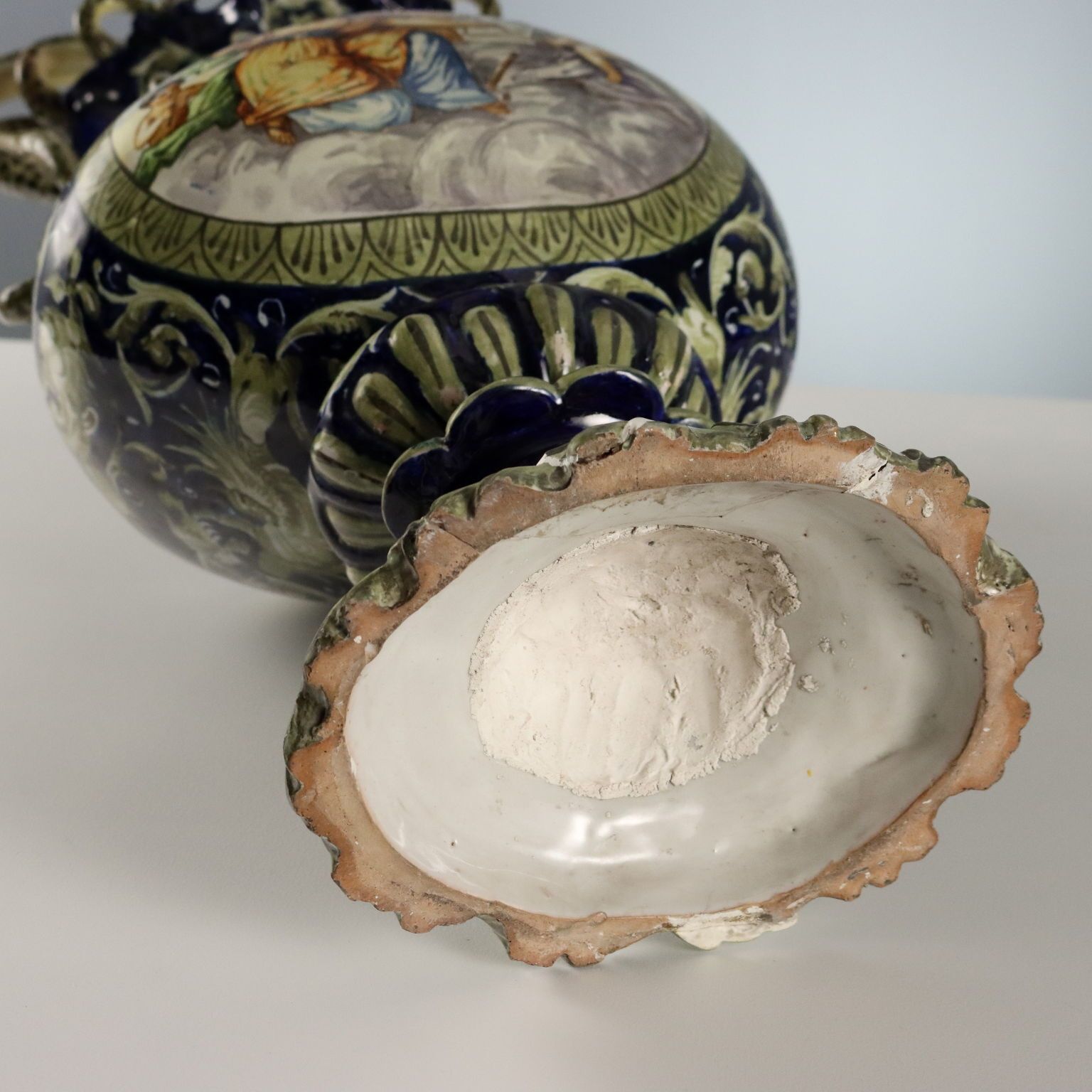 2270.0 Amphorae Neo Renaissance Style Majolica Italy XIX Century photo