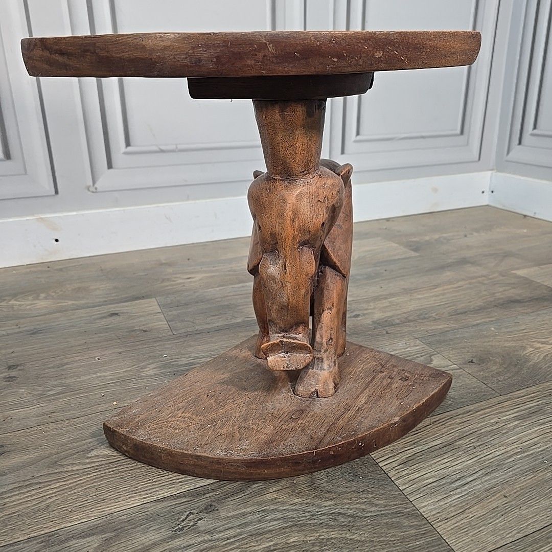 photo furniture Vintage Elephant Nesting Tables Indian Carved Hardwood Coffee Table Retro Nest