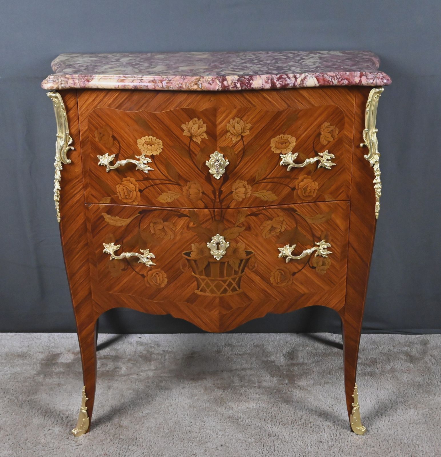 Small Marquetry Commode, Louis XV Style – Early 20th Century photo vinterior