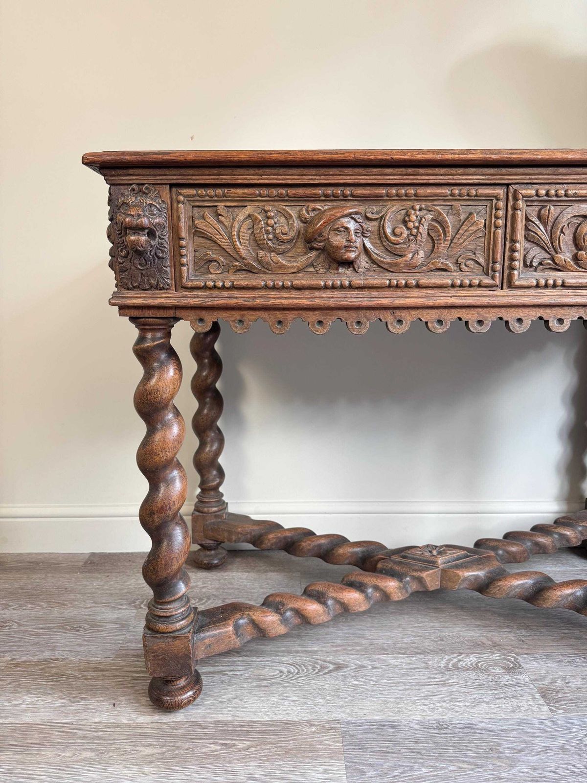 photo vintage Antique Carved Wood Console Table: Barley Twist Hall, Gothic Revival