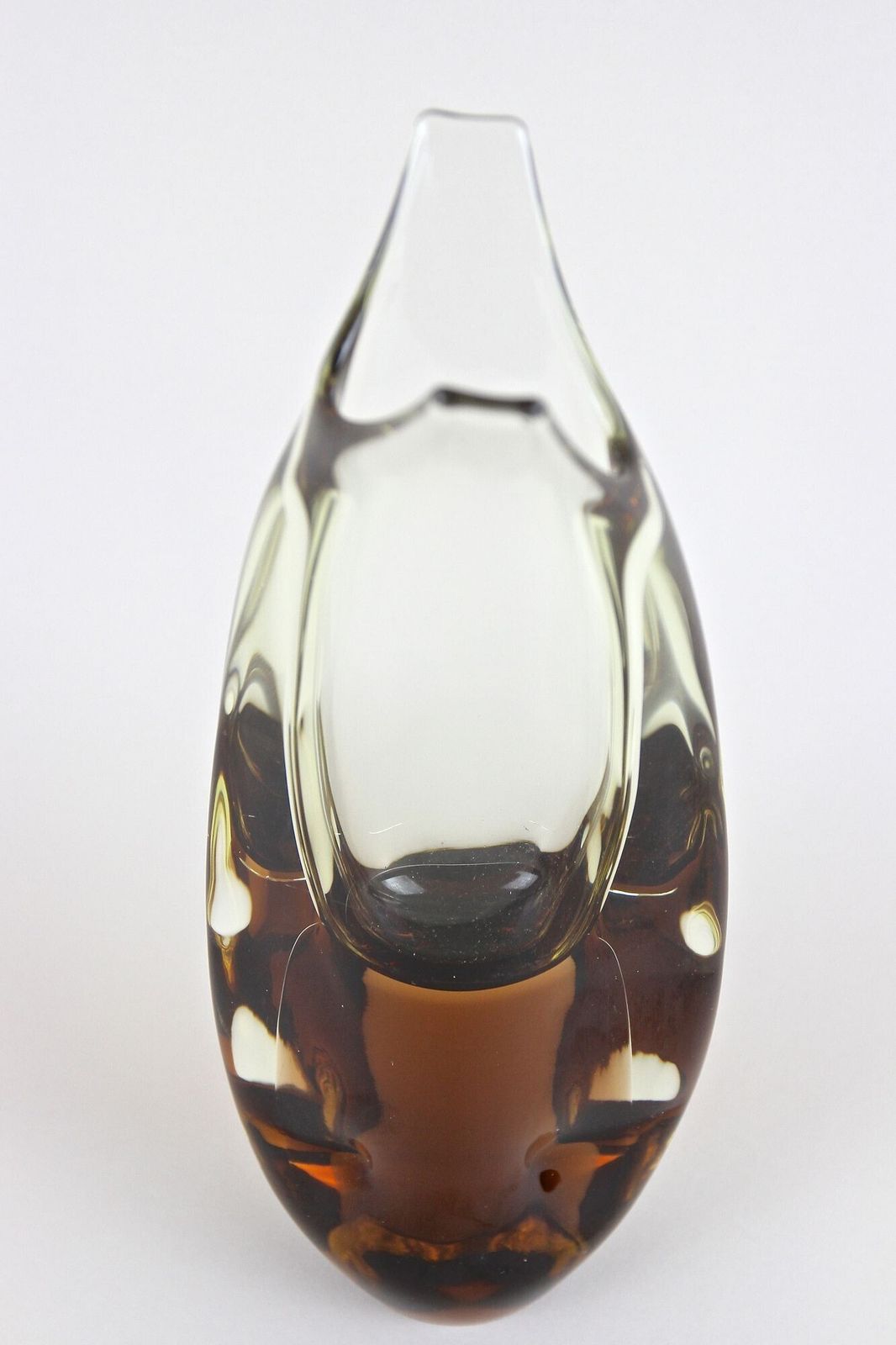 photo vinterior 20th Century Murano Glass Vase   Amber/ Brown, Italy Ca. 1960