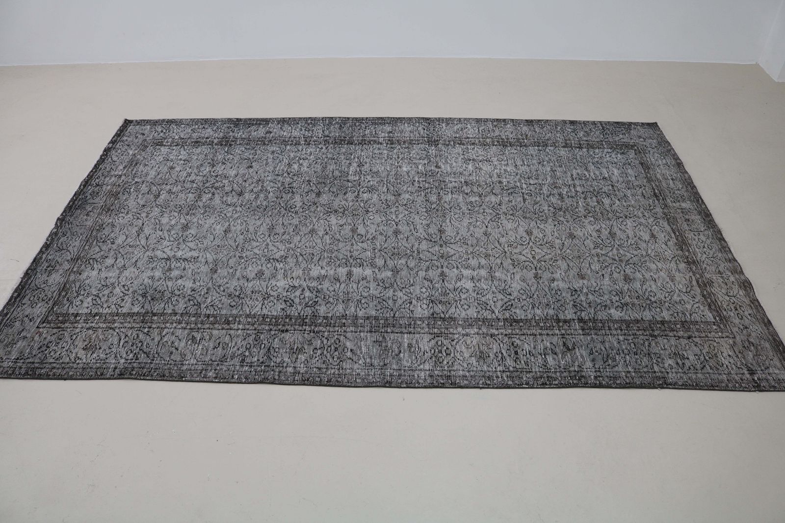 Vintage Turkish Sparta Rug, 307 × 191 Cm, Circa 1950